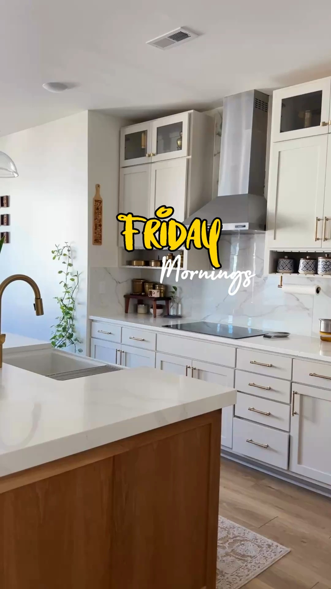 Living room 

#LTKHome #LTKSaleAlert #LTKmorningroutine