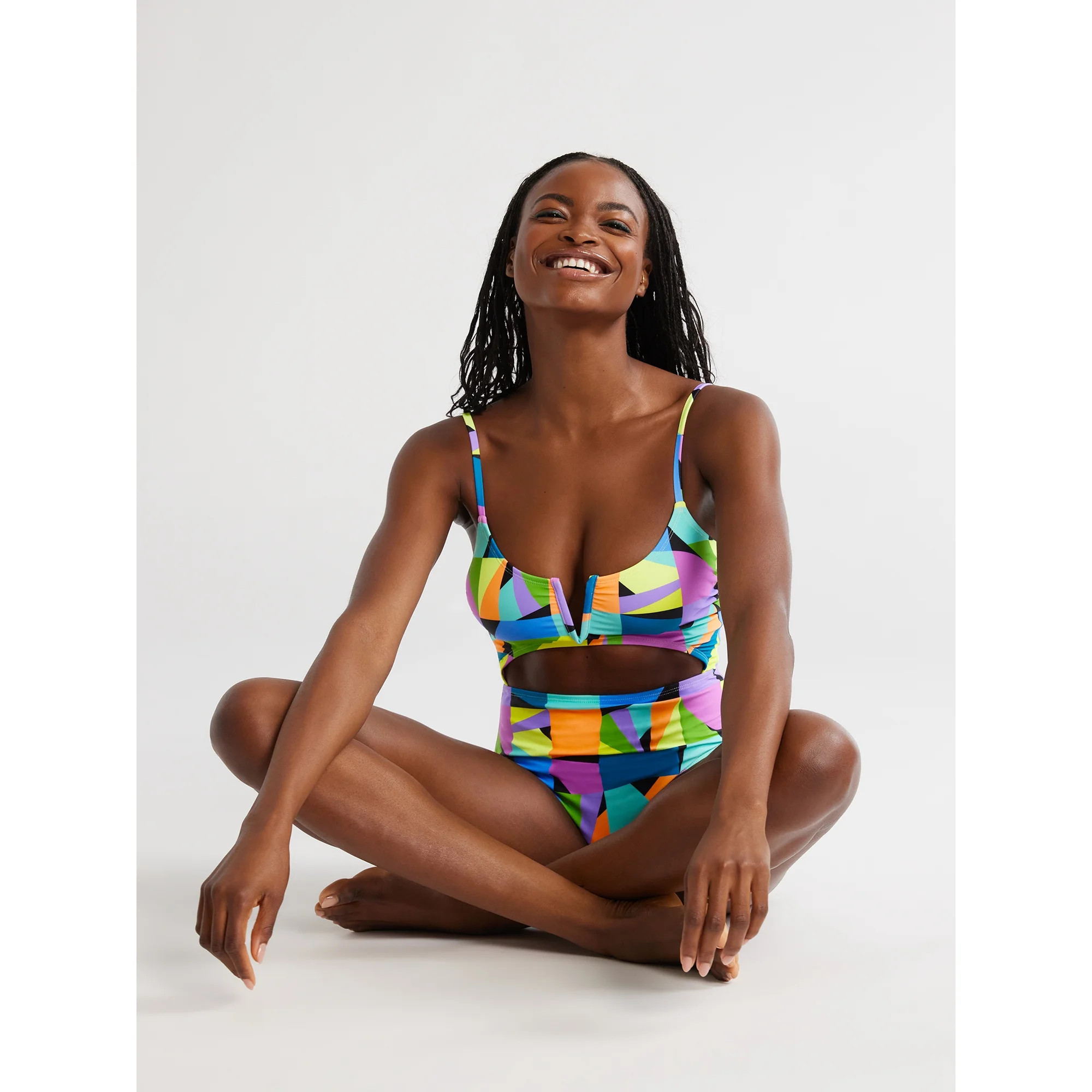 No Boundaries Women's Cutout V-Wire One-Piece Swimsuit, Sizes XXS - XXL | Walmart (US)