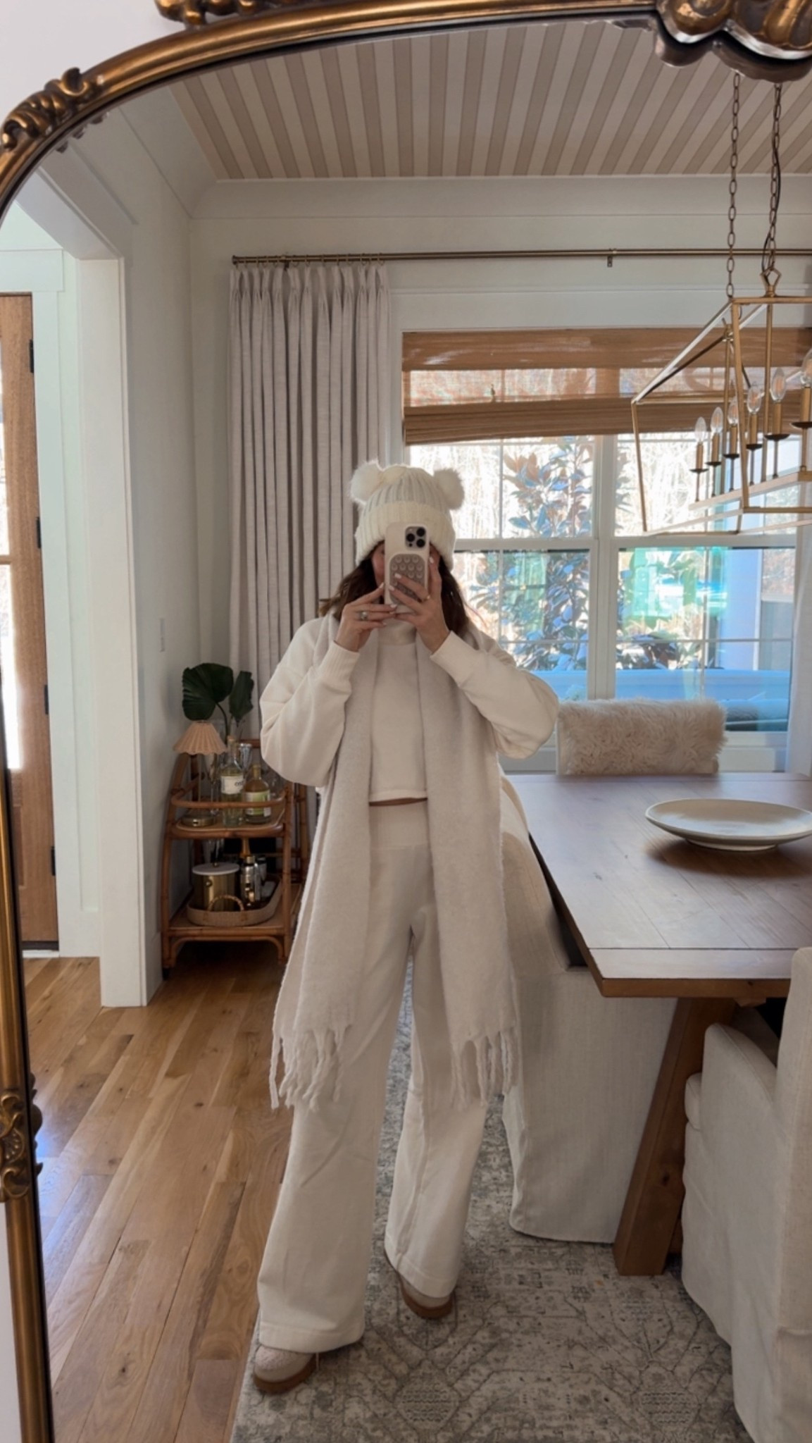 🌨️🐰🤍

#LTKootd #LTKSeasonal