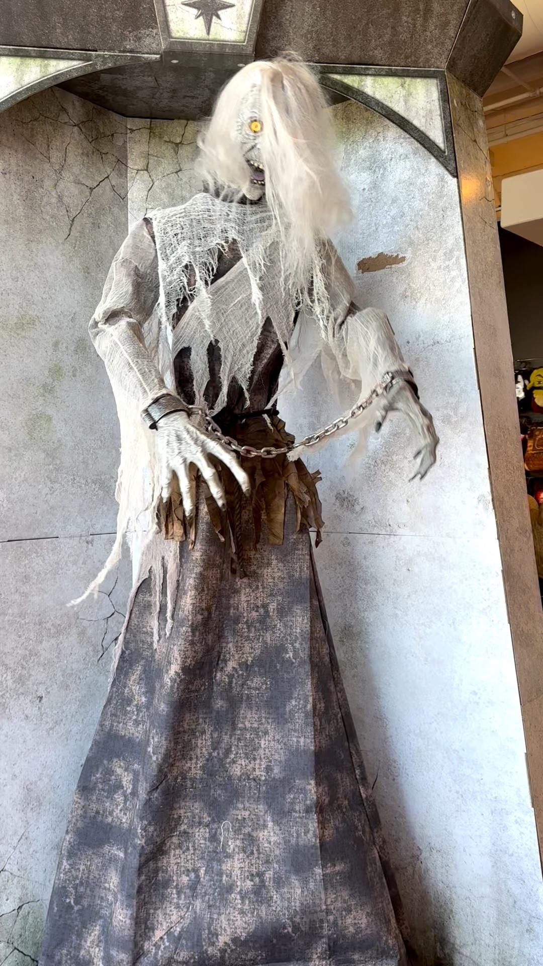 These animatronic Halloween decorations are next-level spooky 👻 Perfect for giving your home that haunted house vibe everyone will talk about! From creepy moving figures to glowing eyes and eerie sounds — your front yard will be the star of Halloween night 🎃✨



Halloween décor, animatronic Halloween decorations, spooky home décor, haunted house ideas, Halloween yard decorations, motion activated Halloween props, scary Halloween setup, outdoor Halloween decorations, Halloween 2025, fall home décor, LTK Halloween finds, holiday decorations, Halloween party ideas, Halloween must-haves

#LTKHalloween #LTKSeasonal #LTKHome