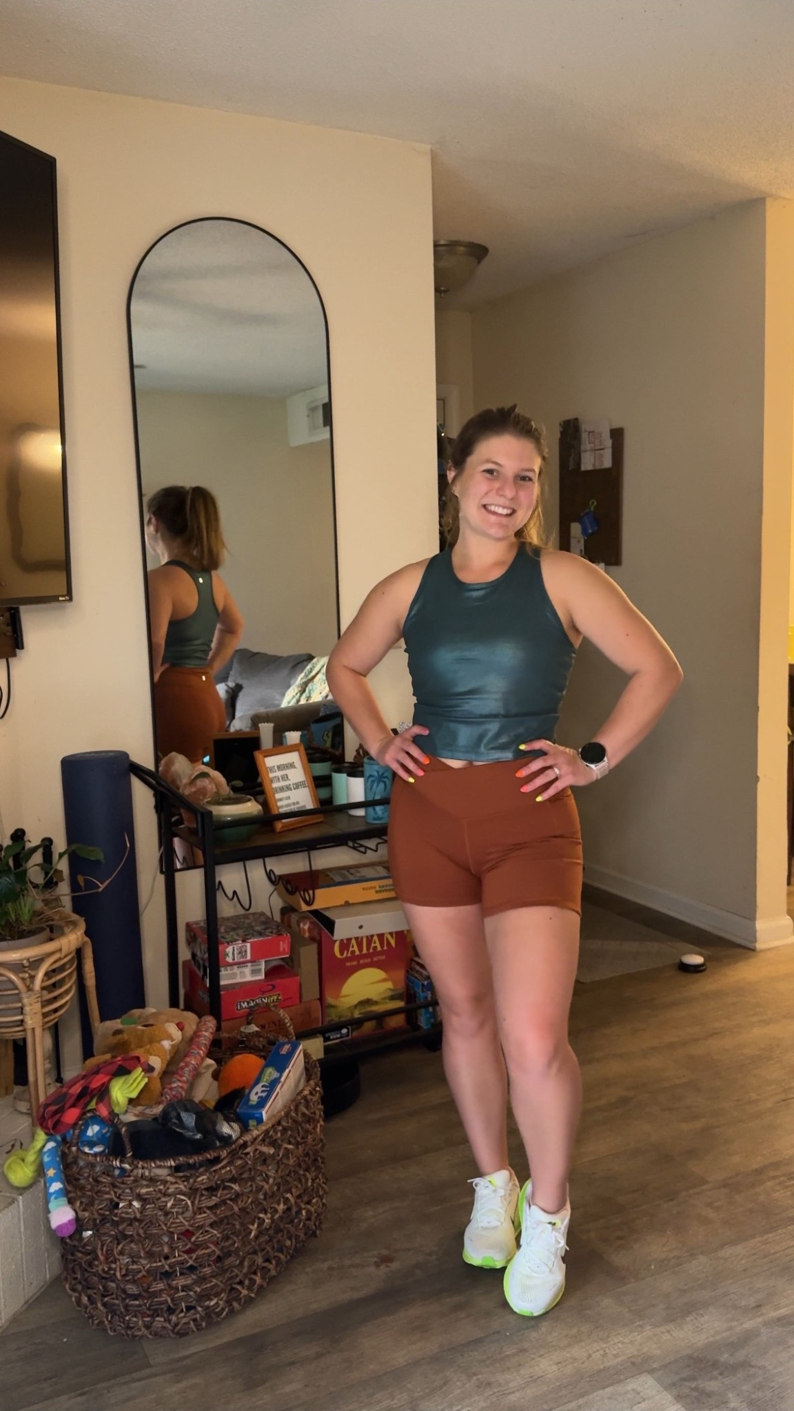 More marathon runner shopping with some 4” orange shorts for fall! The crop top was a good price so I thought I’d try out a little *sparkle*! Wearing mediums! 

#LTKFindsUnder50 #LTKPetite #LTKActive