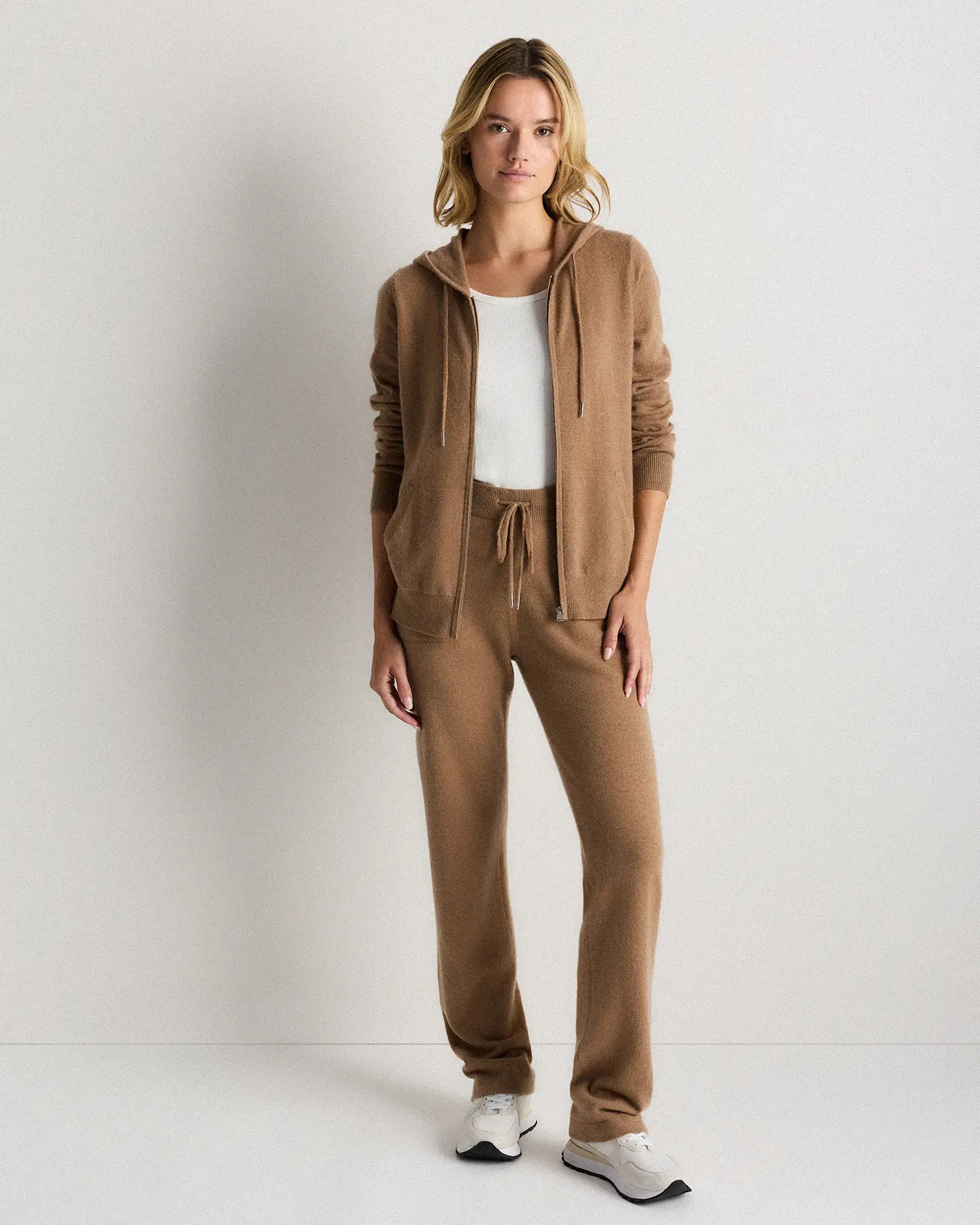 Cashmere Zip Hoodie | Quince in Teak | Quince