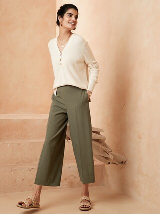 High-Rise Comfort Stretch Easy Crop Wide-Leg Pant | Banana Republic Factory