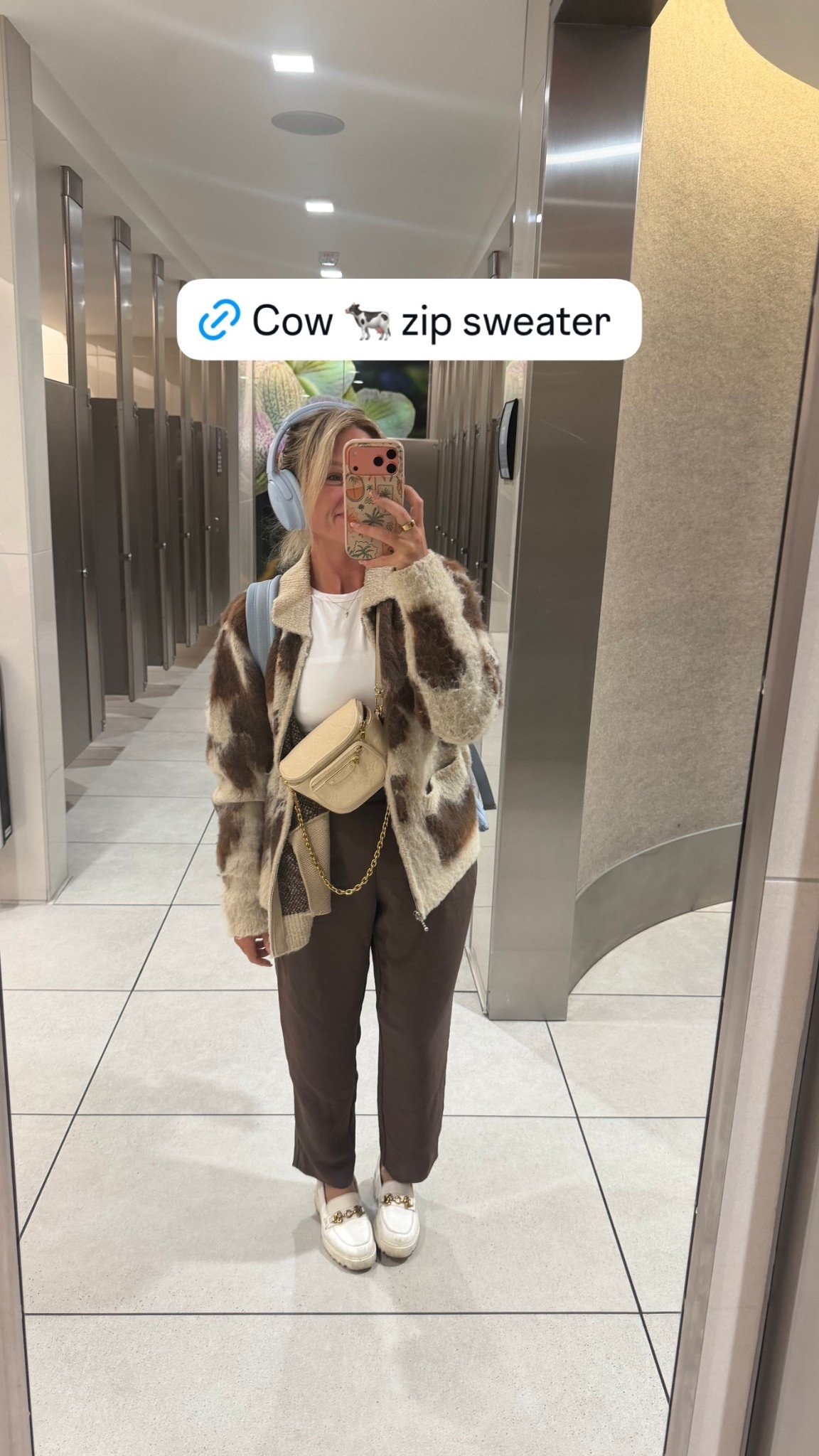 Cozy travel sweater

#LTKdayinmylife #LTKgrwm #LTKootd