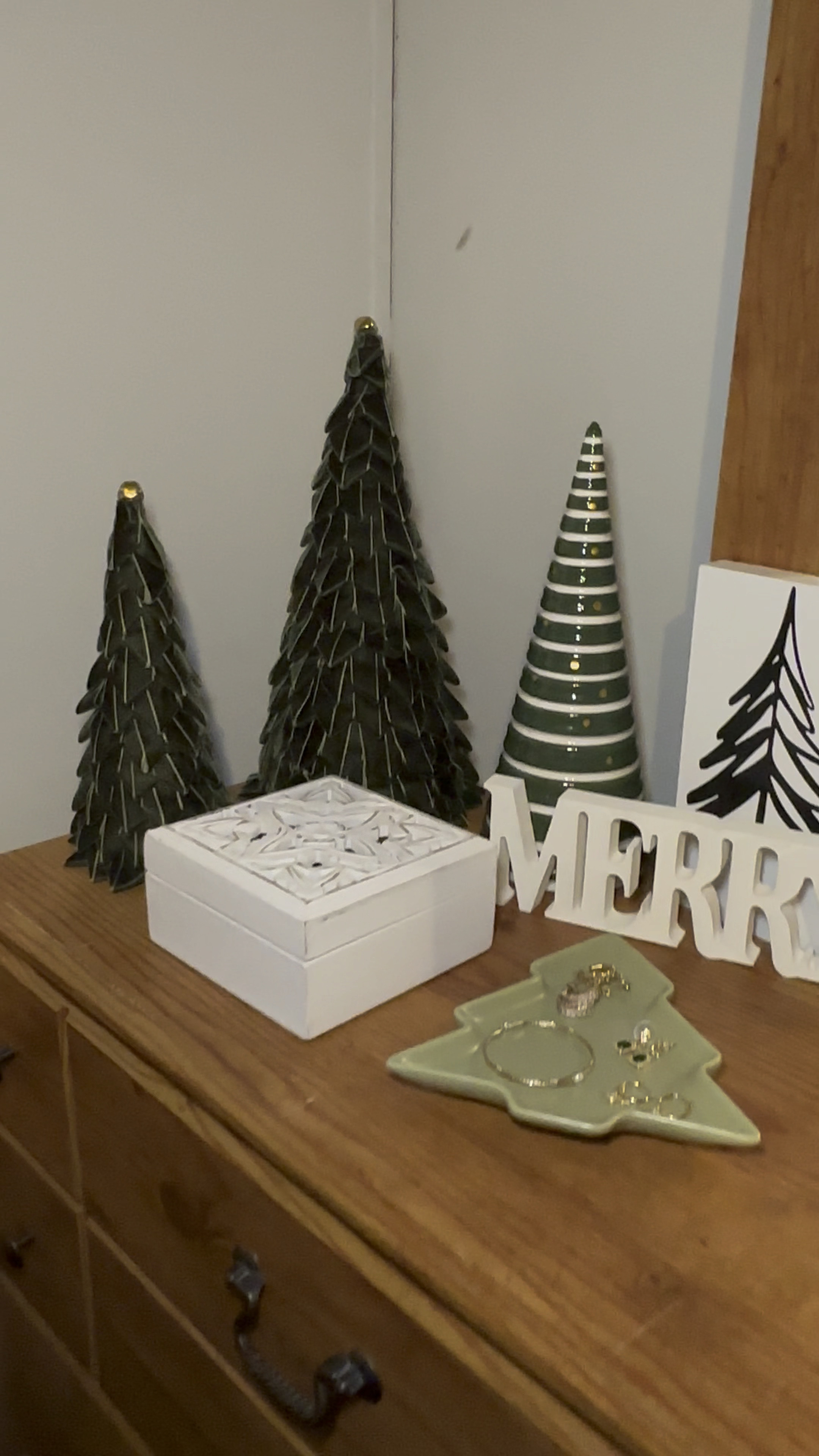 More Christmas decor finds! 

#LTKHoliday #LTKSeasonal #LTKhome