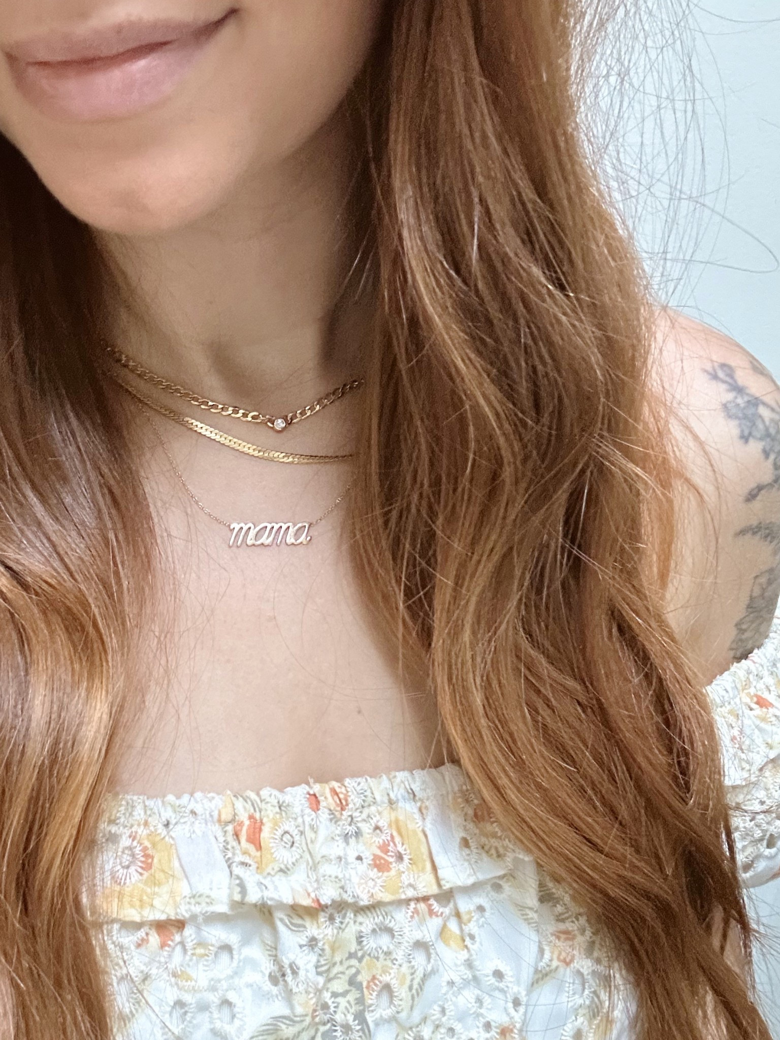 
Current necklace layers
—Smith & Mara Diamond curb chain necklace (16”)
—old James MichelleHerringbone necklace (16”—18”)
—Smith & Mara Script Custom Letter ‘mama’ necklace with necklace adjustable extender added for length. Originally 16”, extender adds up to 3”

#jewelry #finejewelry