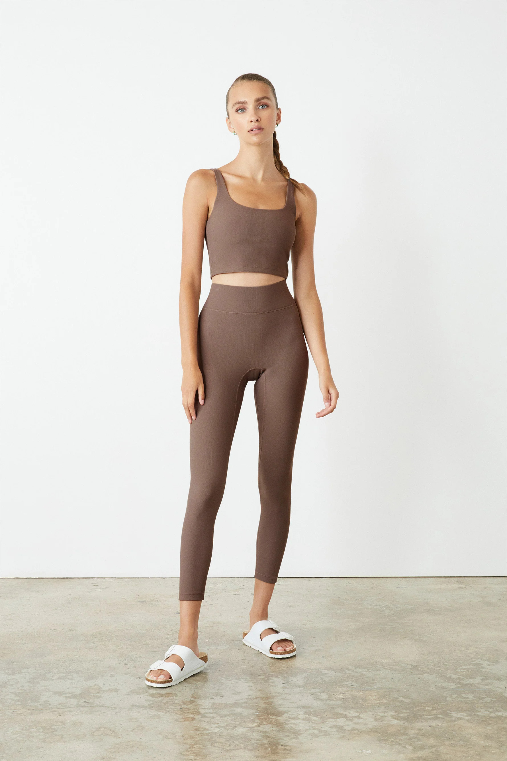 Sport Rib Center Stage Legging | Bandier