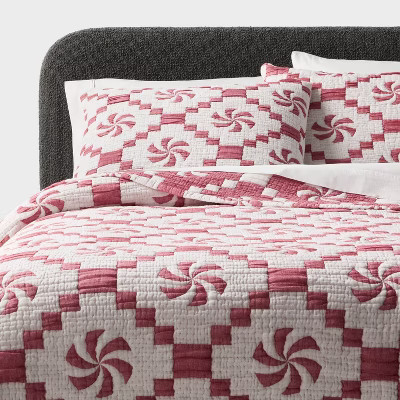 Holiday Matelasse Quilt Set Red - Threshold™ | Target