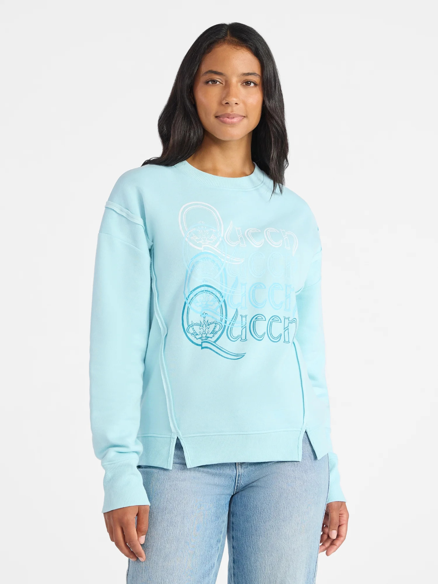 Time and Tru Women's Queen Logo Graphic Sweatshirt with Long Sleeves, Sizes XS-XXXL | Walmart (US)