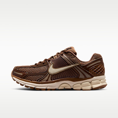 Nike Women's Zoom Vomero 5 Shoes with Reflective Accents in Pink | FJ2028-601 | Nike (US)