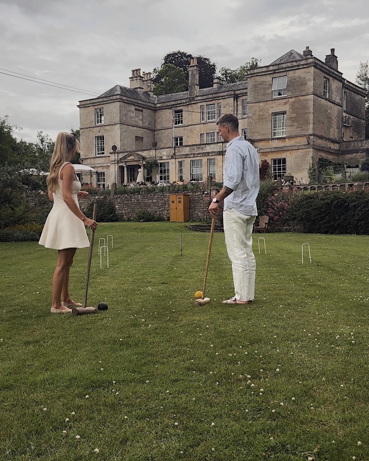 Slow weekend after Ascot 🌿

Croquet, country air, and actually switching off for once
@burleighcourtcotswolds 

#tessmontgomery #englishsummer #englishcountryhouse