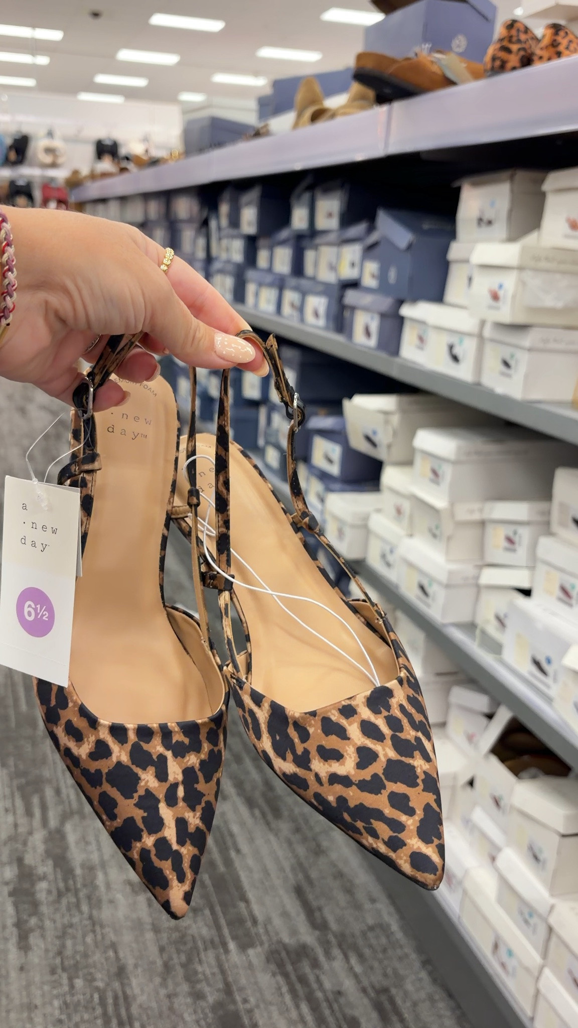 These leopard slingbacks deserve their own post 😍🐆 Such an easy way to make a basic outfit feel instantly more styled. And the kitten heel makes them cute without sacrificing comfort 🙌🏼

A fun little fall shoe that goes with denim, trousers, dresses… basically everything. 🤎

Tap to shop!

#LTKSeasonal #LTKdayinmylife