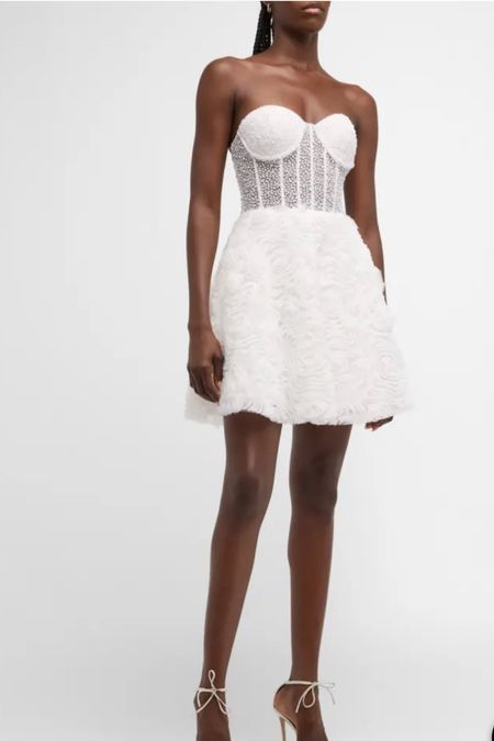 Neiman's Bridal Dress Sale Finds 🤍

#LTKwedding #LTKSeasonal #LTKstyletip