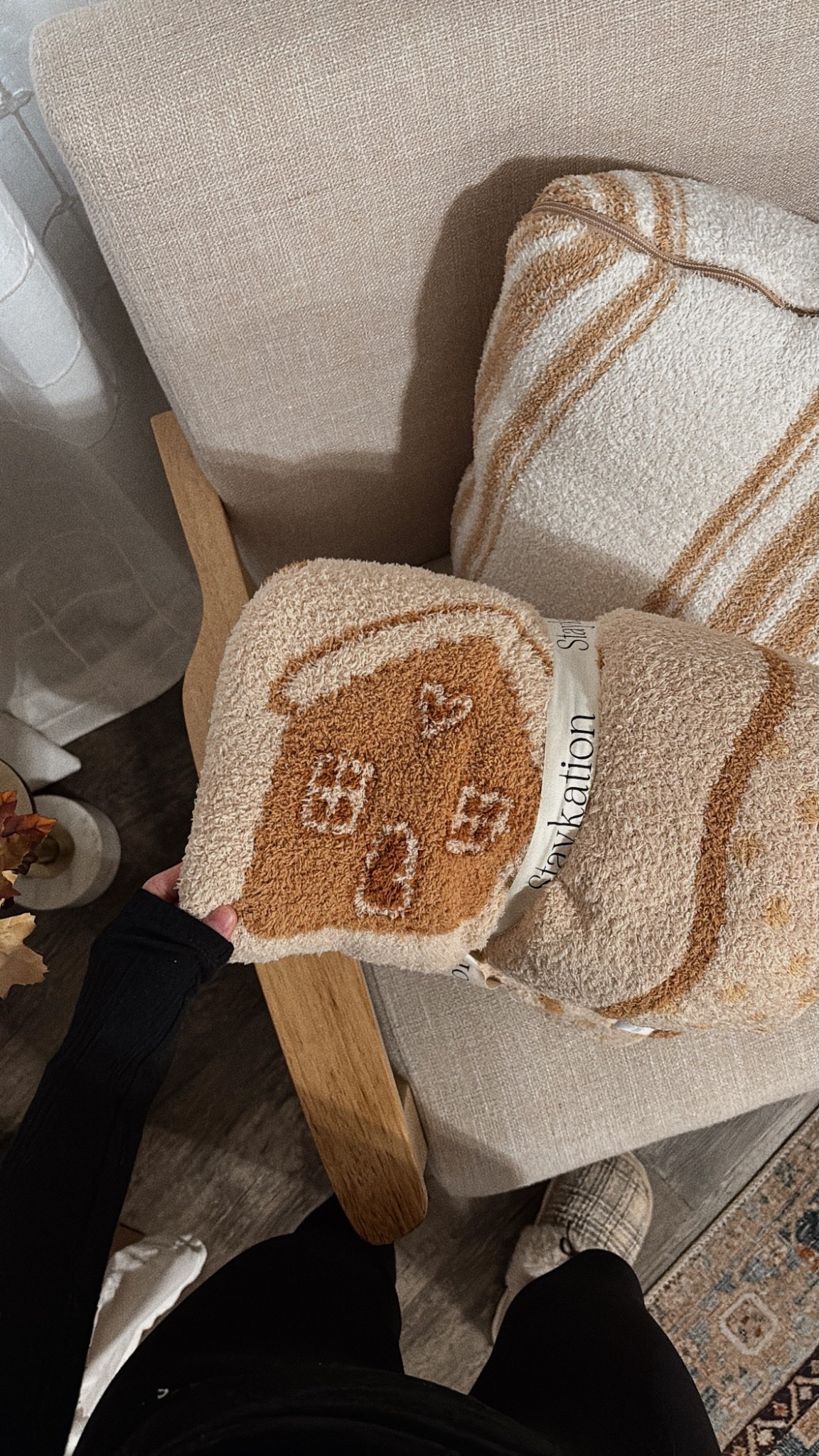 If you’re looking for the perfect gift for someone, Staykations blankets and quillows are what you need!! 

#LTKFindsUnder100 #LTKHoliday #LTKHome