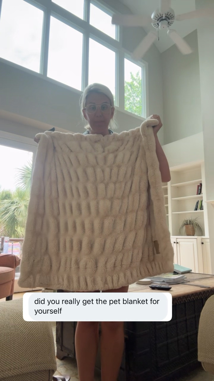 No judgment girls! Yes, I got the pet blanket and it’a the perfect lap size for me! ￼
*Use my code Catherine35 for 35% off at Lola Blankets

#LTKdayinmylife #LTKmomlife #LTKHome