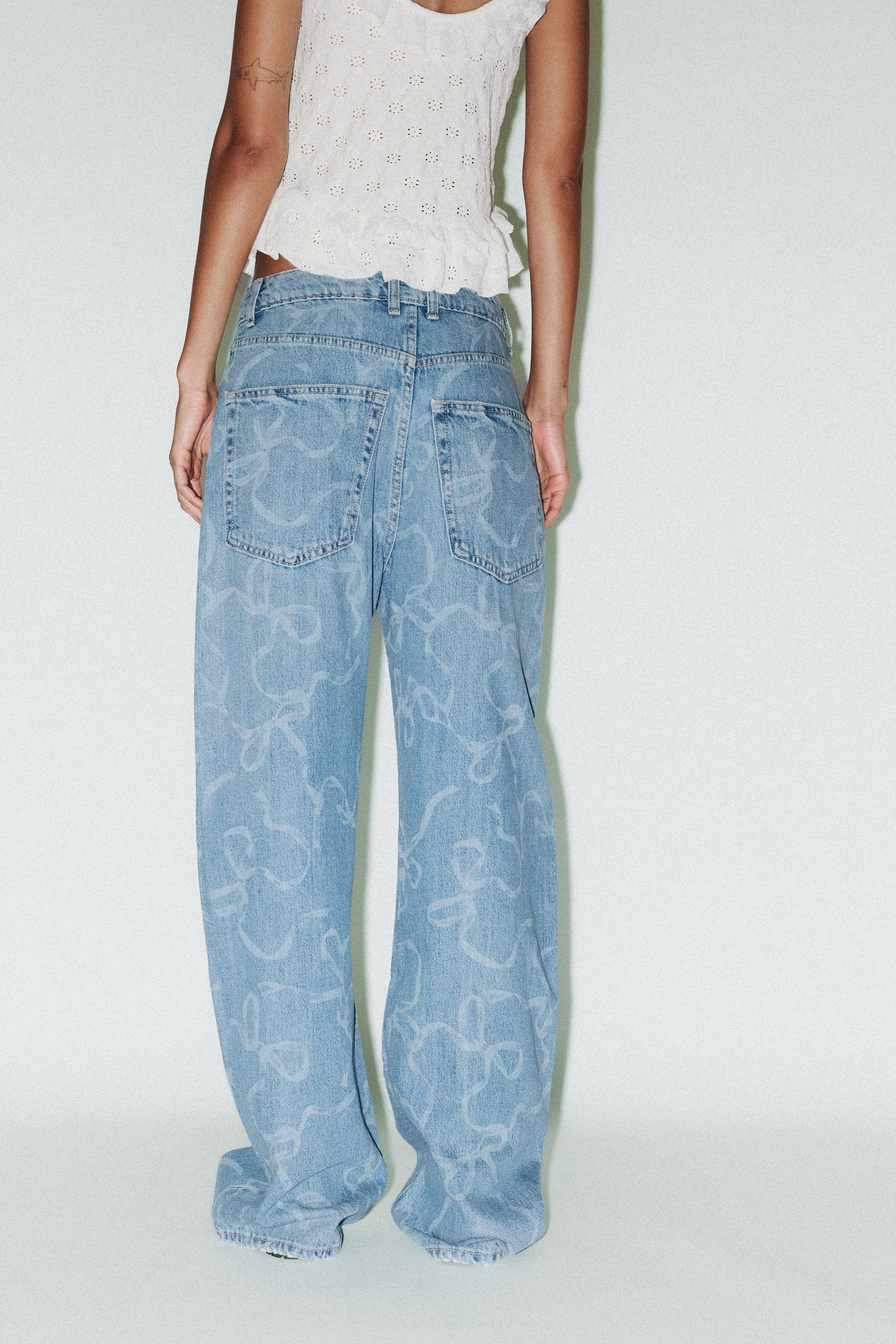 MID-RISE BAGGY TRF JEANS | Zara UK