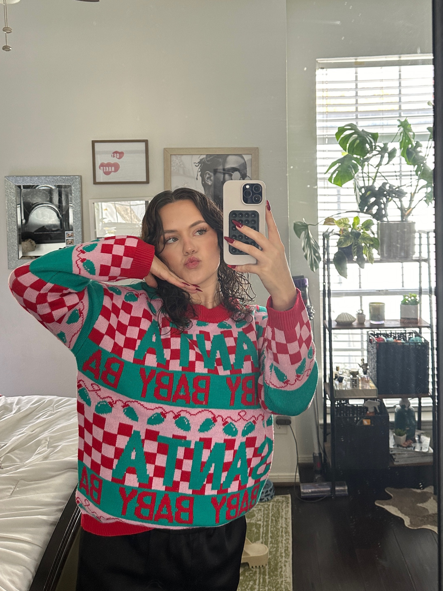 My FAVORITE Christmas sweaterr

#LTKHoliday #LTKfindsunder100 #LTKSeasonal