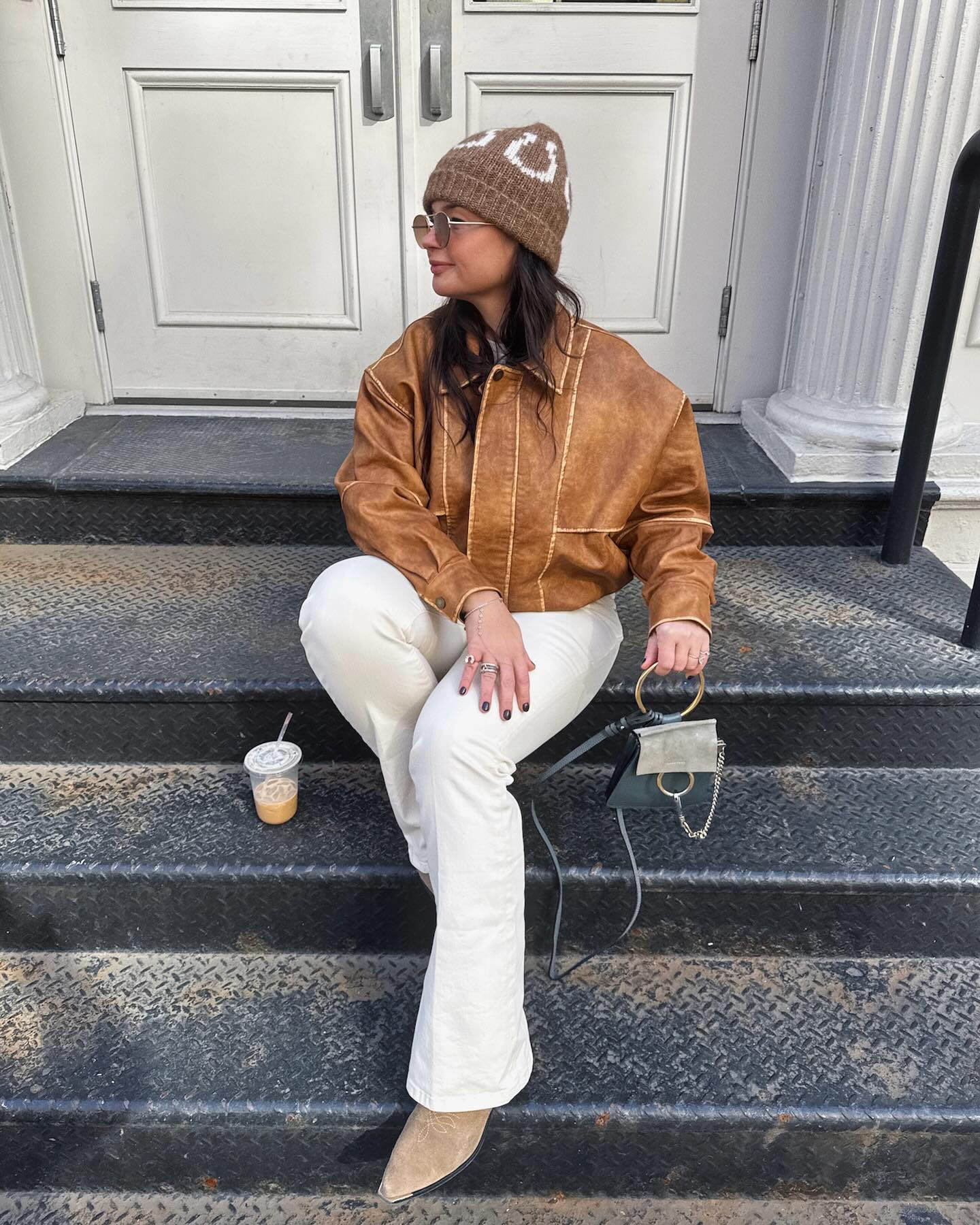 Dreaming of the days when I can hold an iced coffee without my hands freezing off 🤓☕️🧊