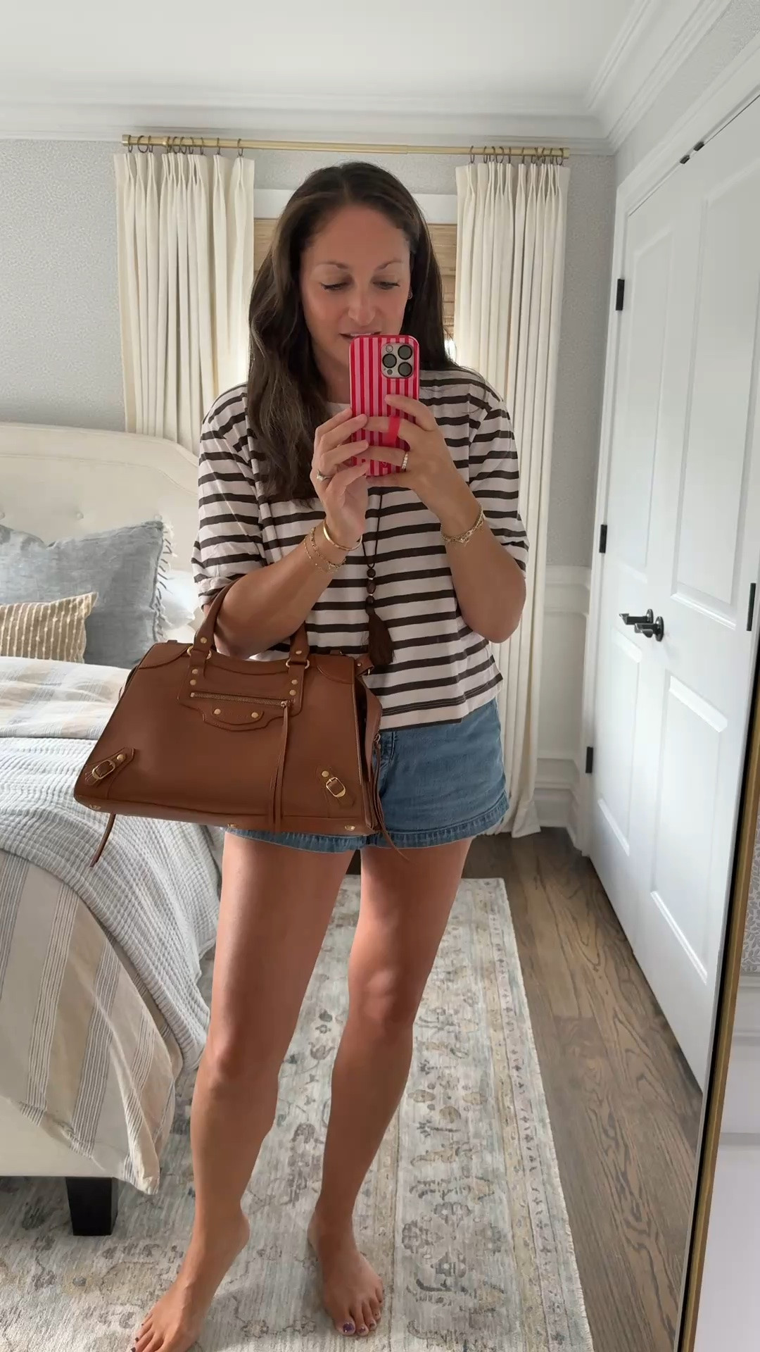 Weekend OOTD! This boxy tee on repeat (in a new striped color!), statement tassel necklace and my newest @Vivrelle borrow (you can use my code MICHELLEPULMAN for 3 free months of borrowing!!)

#LTKOver40 #LTKootd #LTKdayinmylife