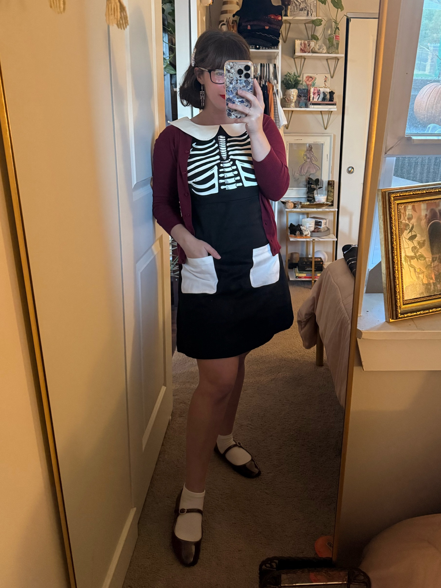 It glows in the dark 💀 

#LTKHalloween #LTKWorkwear #LTKStyleTip