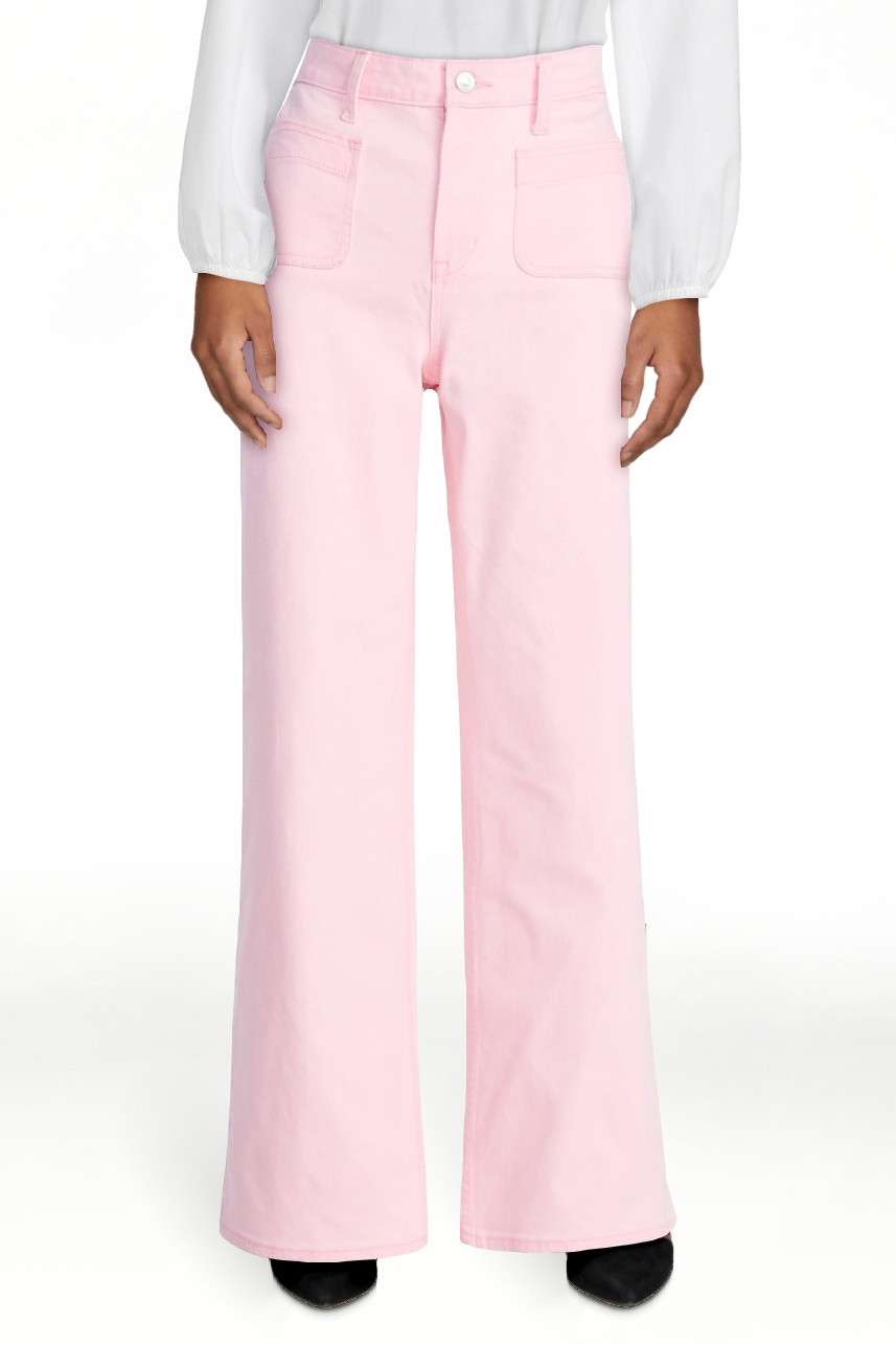 Free Assembly Women's and Women's Plus Wide Leg Jeans with Patch Pockets, 30", 32", and 34" Insea... | Walmart (US)