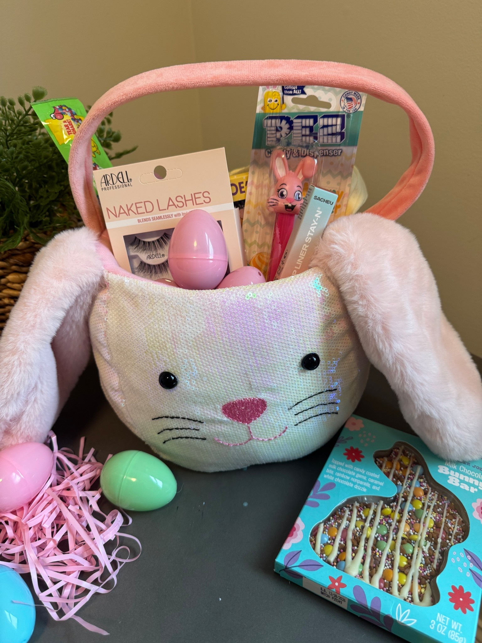 Teen/college girl basket 🌷🐣👒🤍#easterbasket idea #easterbasket #easter 