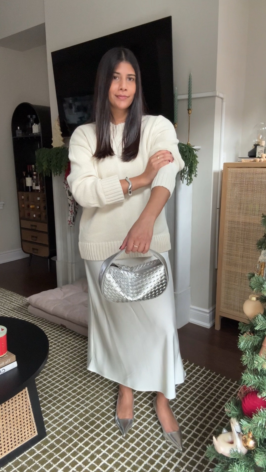 My favourite 100% cotton Gap sweaters styled and three monochromatic Christmas looks! 🎄

#LTKholiday #LTKwinter #LTKpartywear