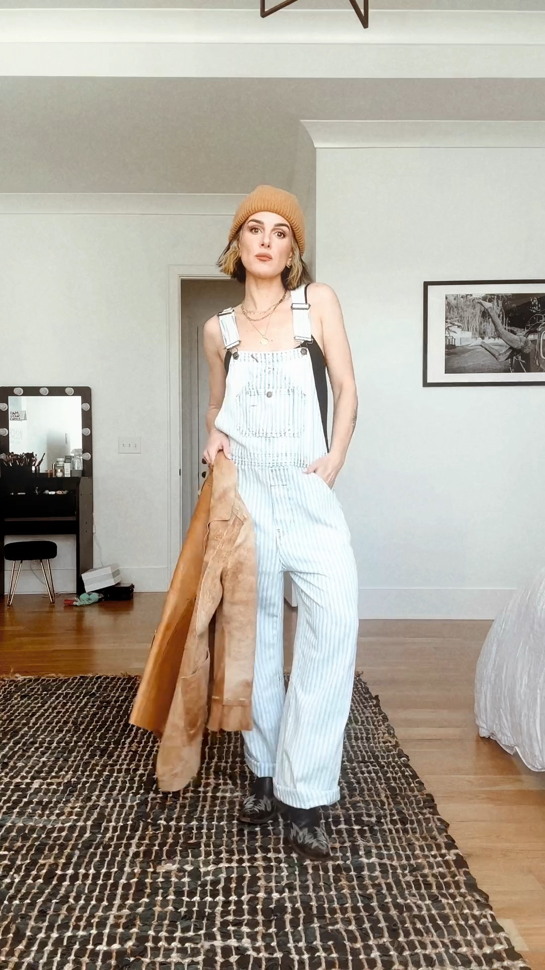 Casual day look for a roof down drive in the countryside 🌾

Boots are 12 years old and jacket is vintage but found similar styles and the gorgeous western ankle boots I found are on CRAZY sale!!!

#LTKsalealert #LTKshoecrush #LTKstyletip