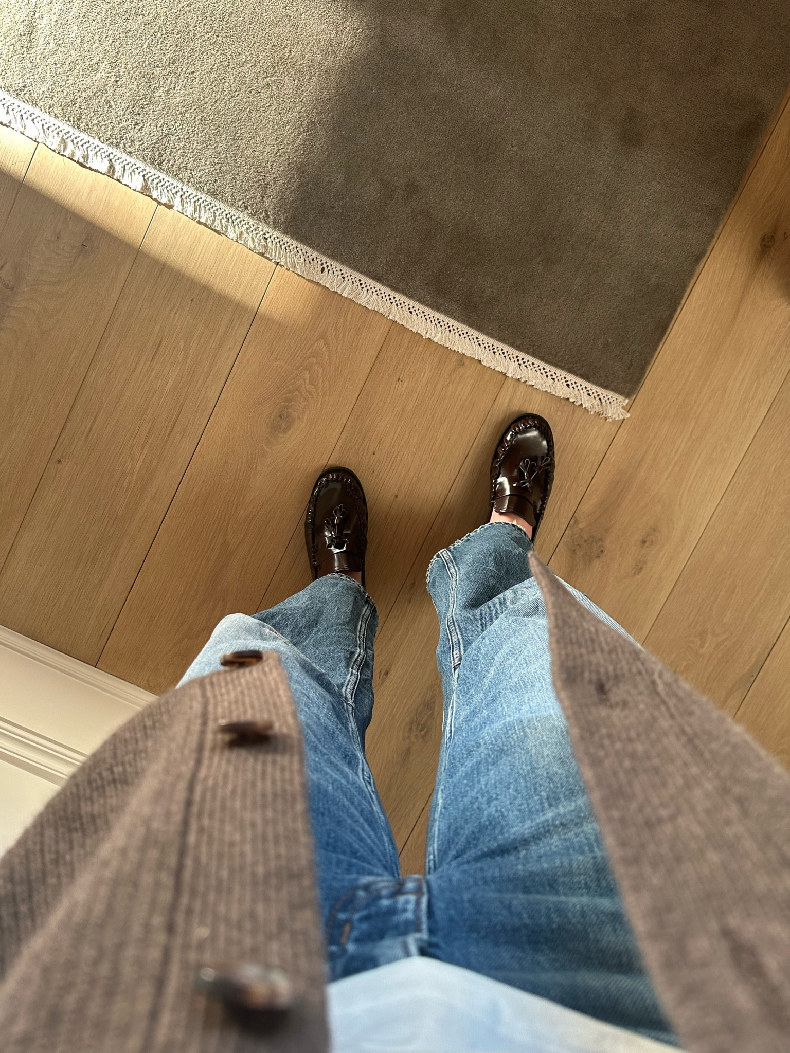 OOTD—they may not be leather, but the comfort level is MORE than making up for it… 🤎

#LTKShoeCrush #LTKHome #LTKStyleTip