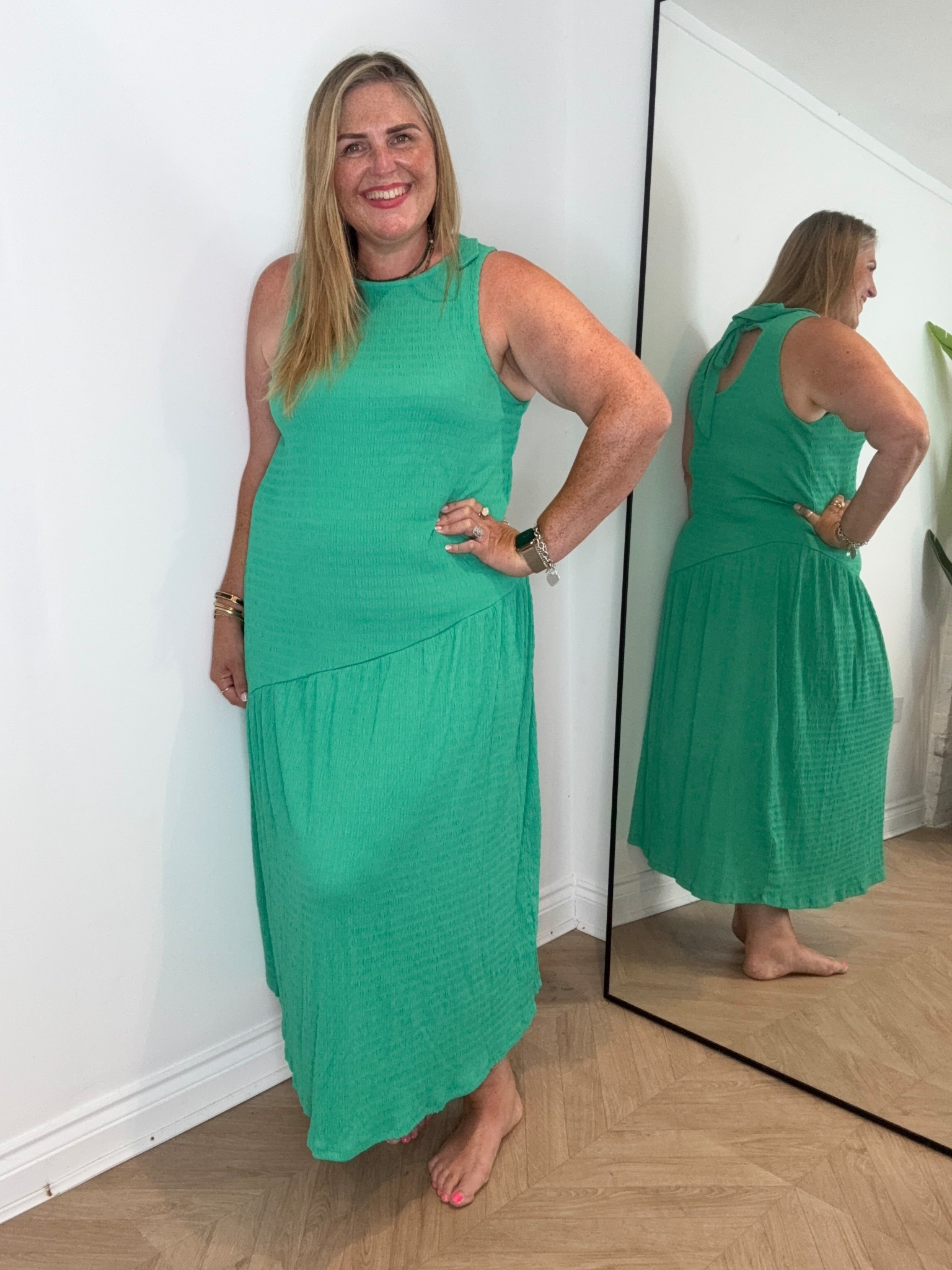 Summer holiday crinkle green dress 

#LTKsummer #LTKplussize #LTKcurves