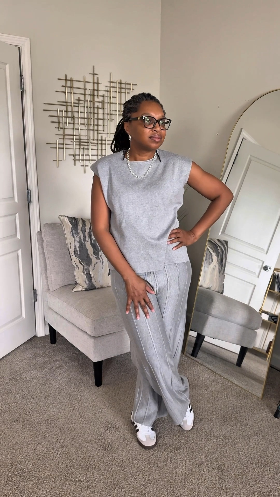 Comfortable and chic 2 pc knit set for the office or travel. I’m 5’4” and wearing size M for reference.


#LTKTravel #LTKStyleTip #LTKautumn