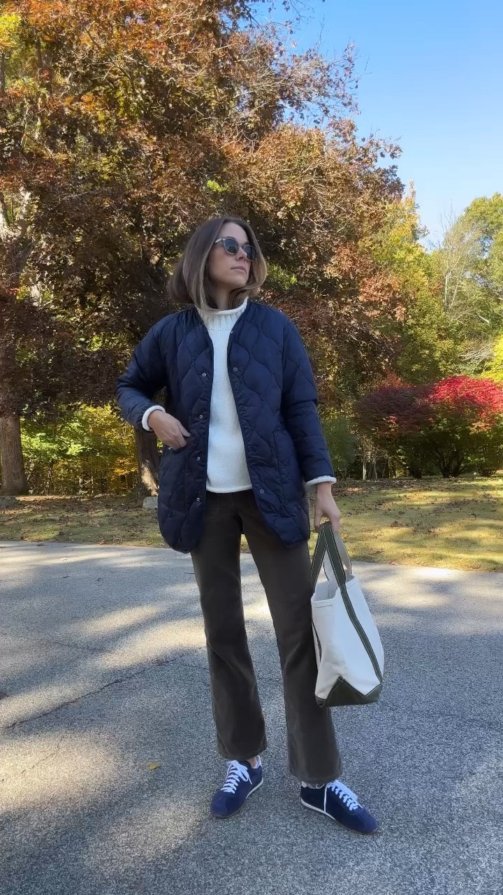 Sweater- I sized down to XS
Pants- TTS in a 4 (I wear a 26)
Jacket- I sized down to XS but wish I had done S
Medium boat & tote

#LTKFindsUnder100 #LTKSeasonal #LTKFindsUnder50