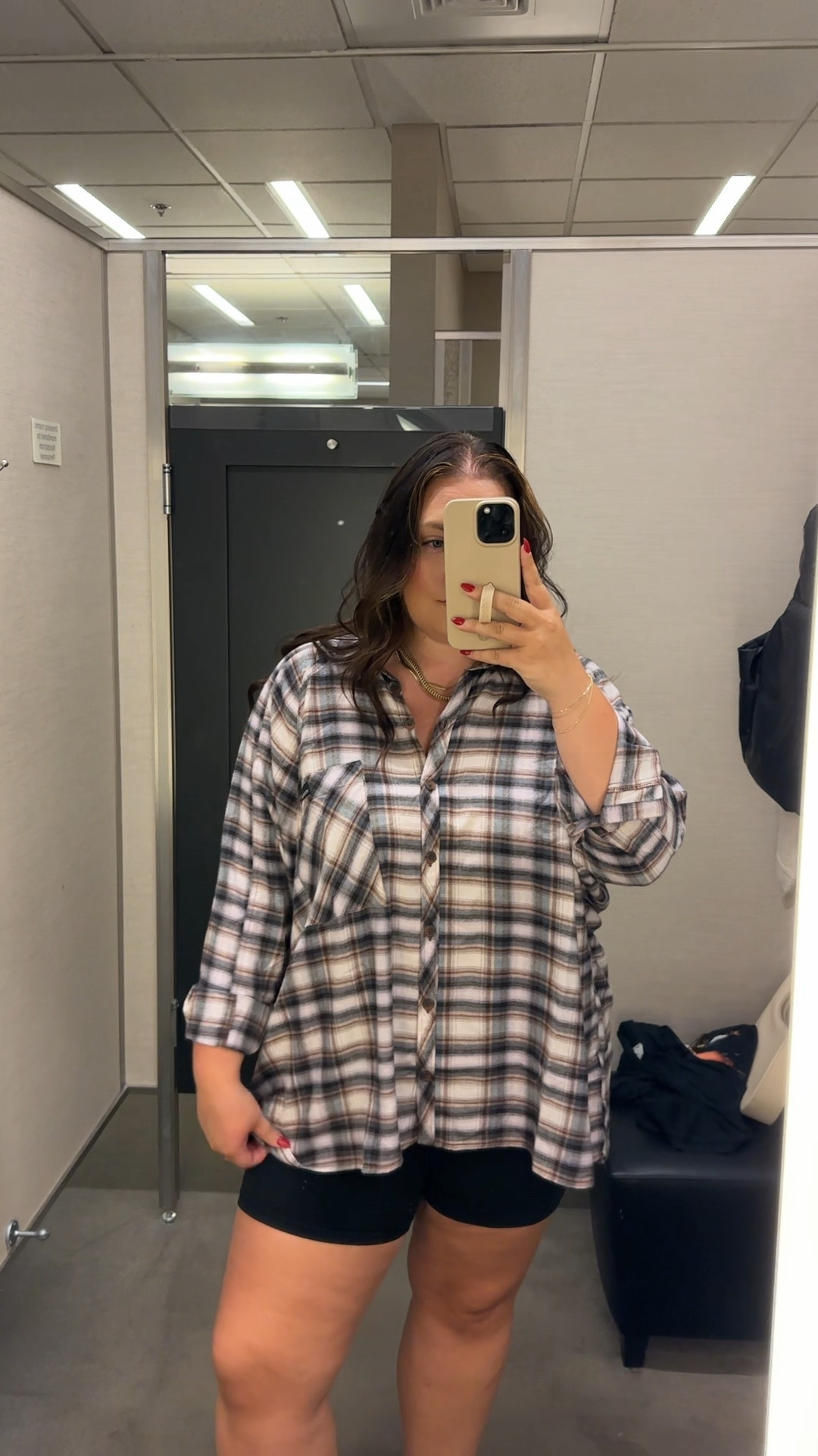 Super soft and cozy oversized flannel - I’m wearing XL! I passed on this this year just cause I don’t need one but if you’re in the market, highly recommend!

#LTKxNSale #LTKFindsUnder50 #LTKMidsize