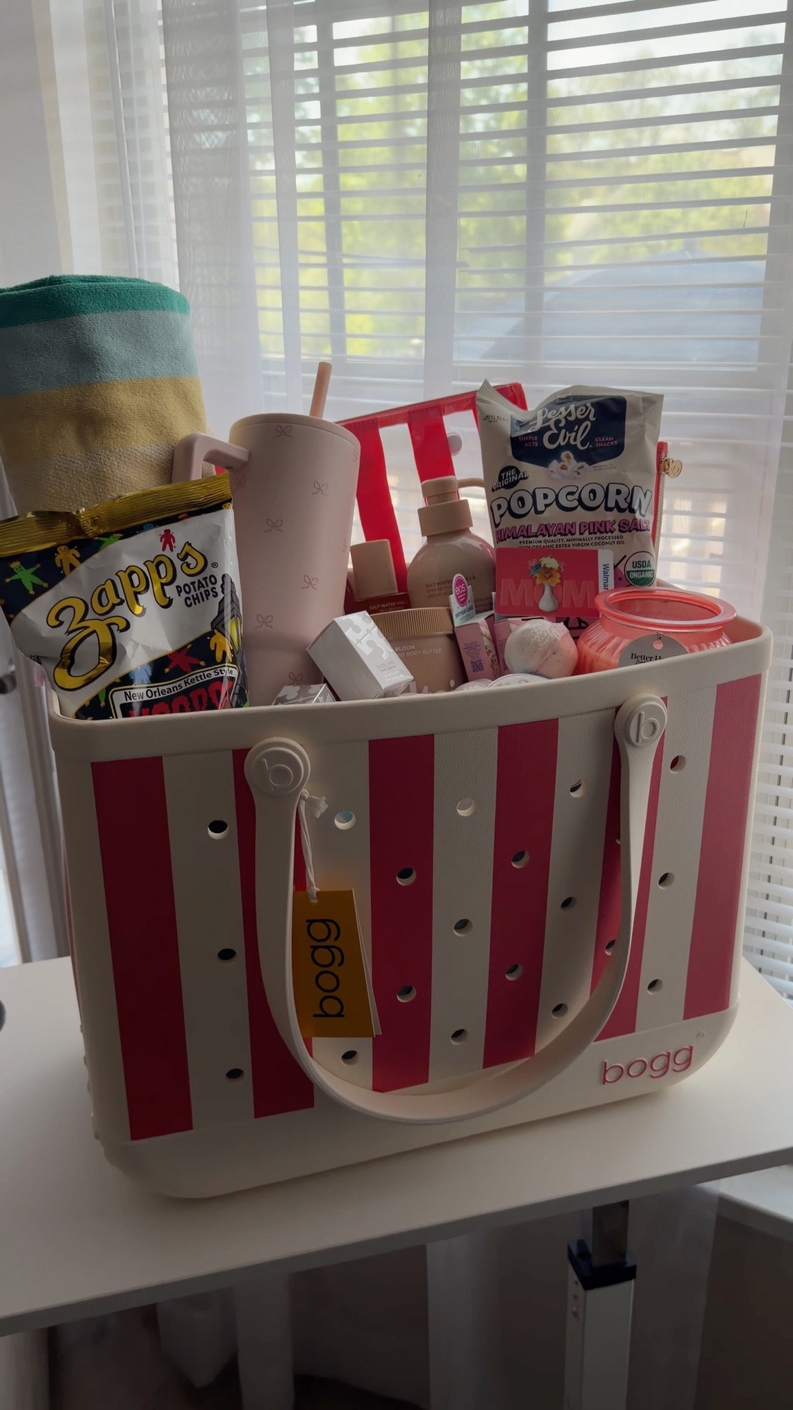 the mom in your life wants a @BoggBags filled with goodies for Mother's Day 🤭💖 
comment MOM for a DM with the link to shop this post! ✨💖 how perfect is this gift idea? 
#mothersday #boggbag #giftideas #giftguide #mothersdaygiftidea bogg bag mothers day basket mother's day gift basket mother's day gift for wife bogg bag mothers day gift ideas bogg bag mother's day gift basket mother's day gift for grandma mother's day gifts black women bogg bag mother's day mother's day bogg bag gift bogg bag for mother day mother's day gift ideas 2026 mother's day gift from kids creatorsearchinsights

#LTKmomlife #LTKMothersDay #LTKSaleAlert
