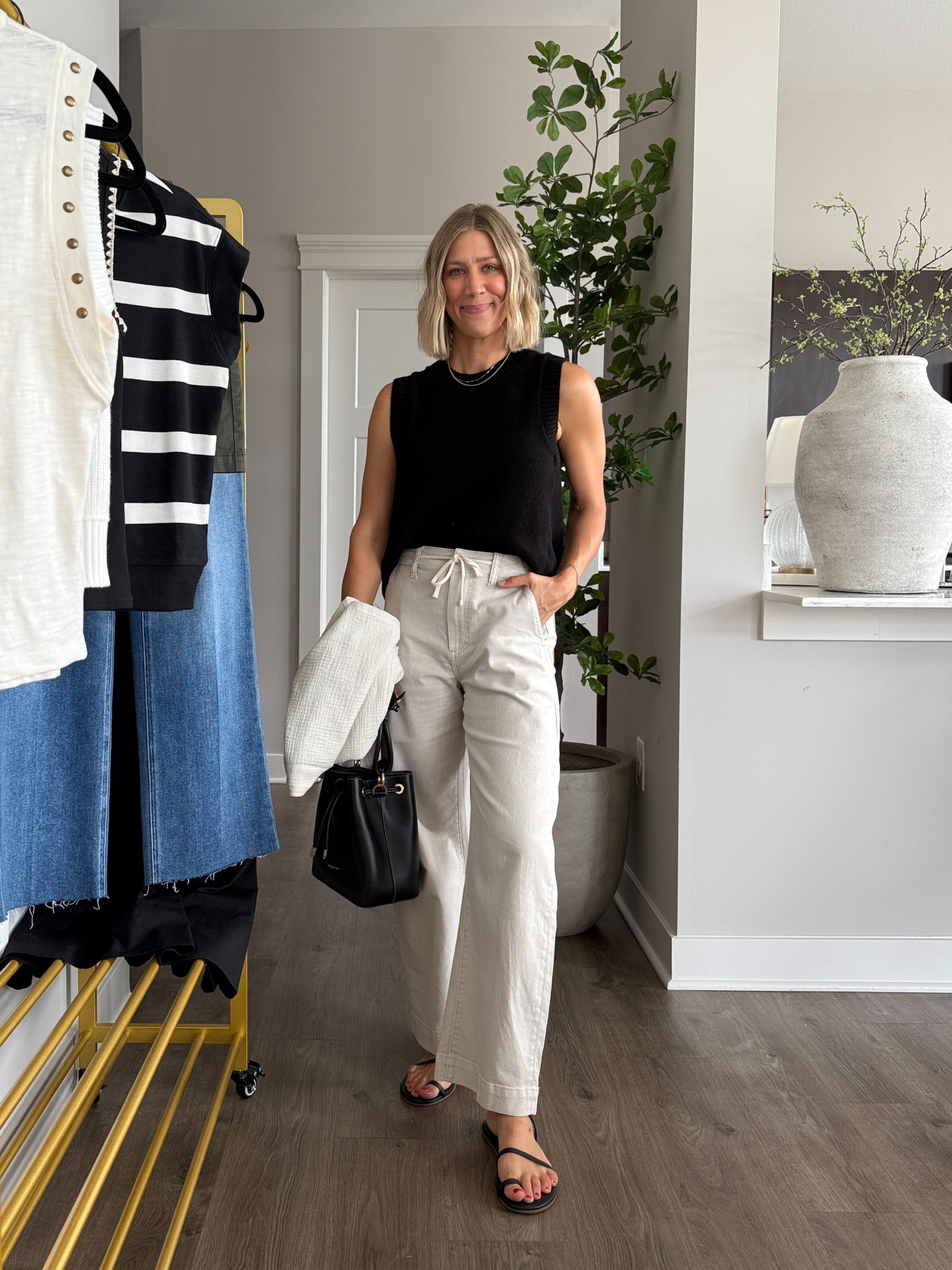 Wearing 25 pants, XS sweater tank, small jacket 

@evereveofficial #everevepartner #everevestyle 

#LTKStyleTip #LTKFindsUnder100 #LTKOver40