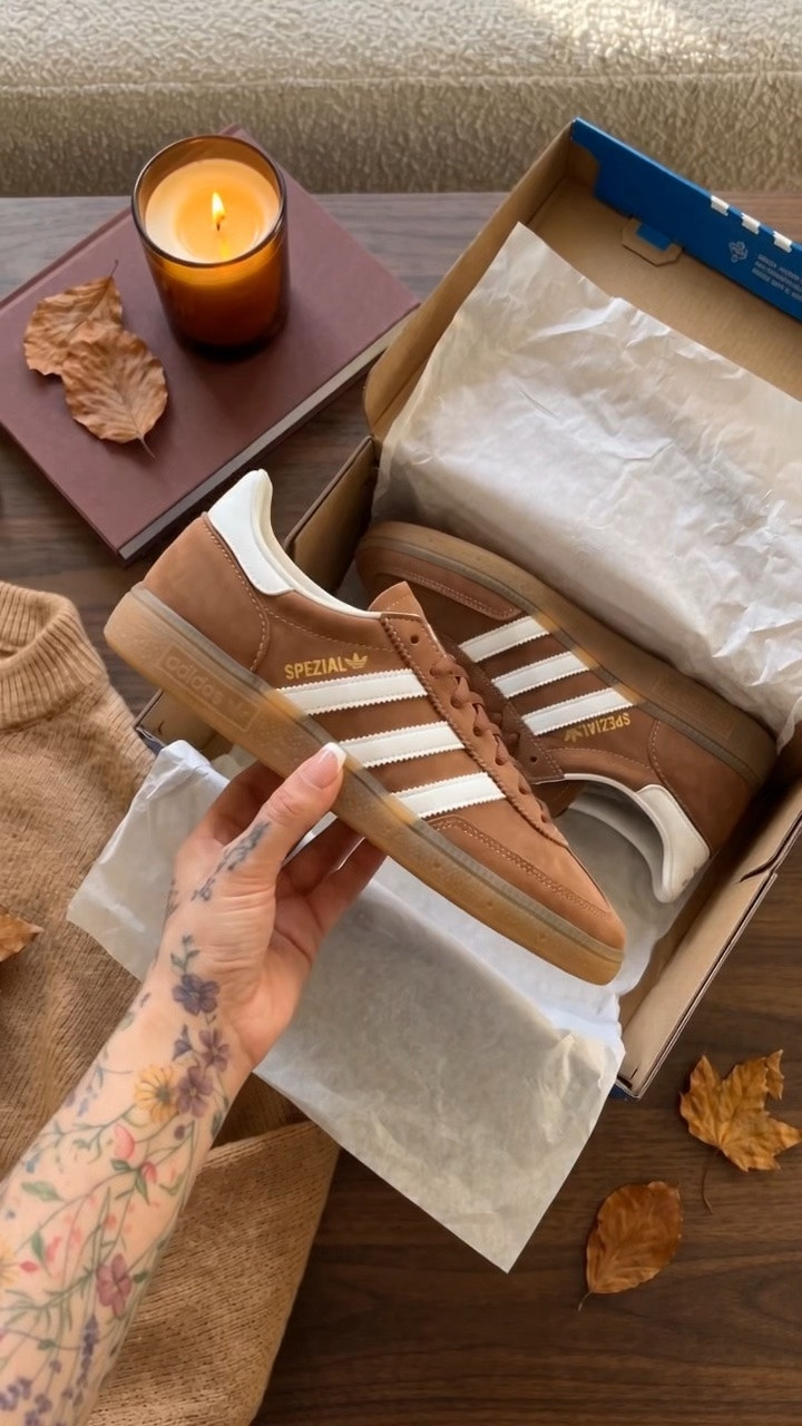 I THINK I’VE FOUND THE PERFECT AUTUMN TRAINERS 🍂

Wait for the outfit at the end 🤎

Okayyy, these were made for autumn 😍 The easiest way to make an everyday outfit feel instantly more seasonal without getting the boots out just yet.

#LTKautumn #LTKstyletip #LTKshoes
