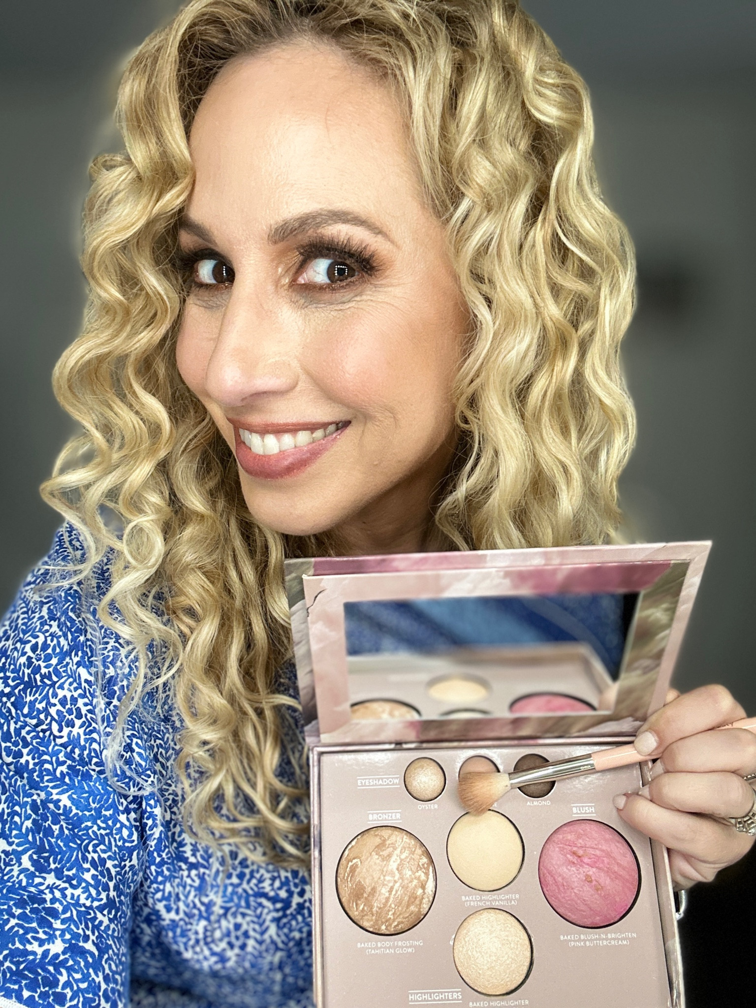 Such a great palette for women over 40 or with mature skin! The French Vanilla highlighter illuminates without calling attention to fine lines. It’s also a great Mother’s Day gift!

#LTKbeauty #LTKfindsunder50 #LTKover40