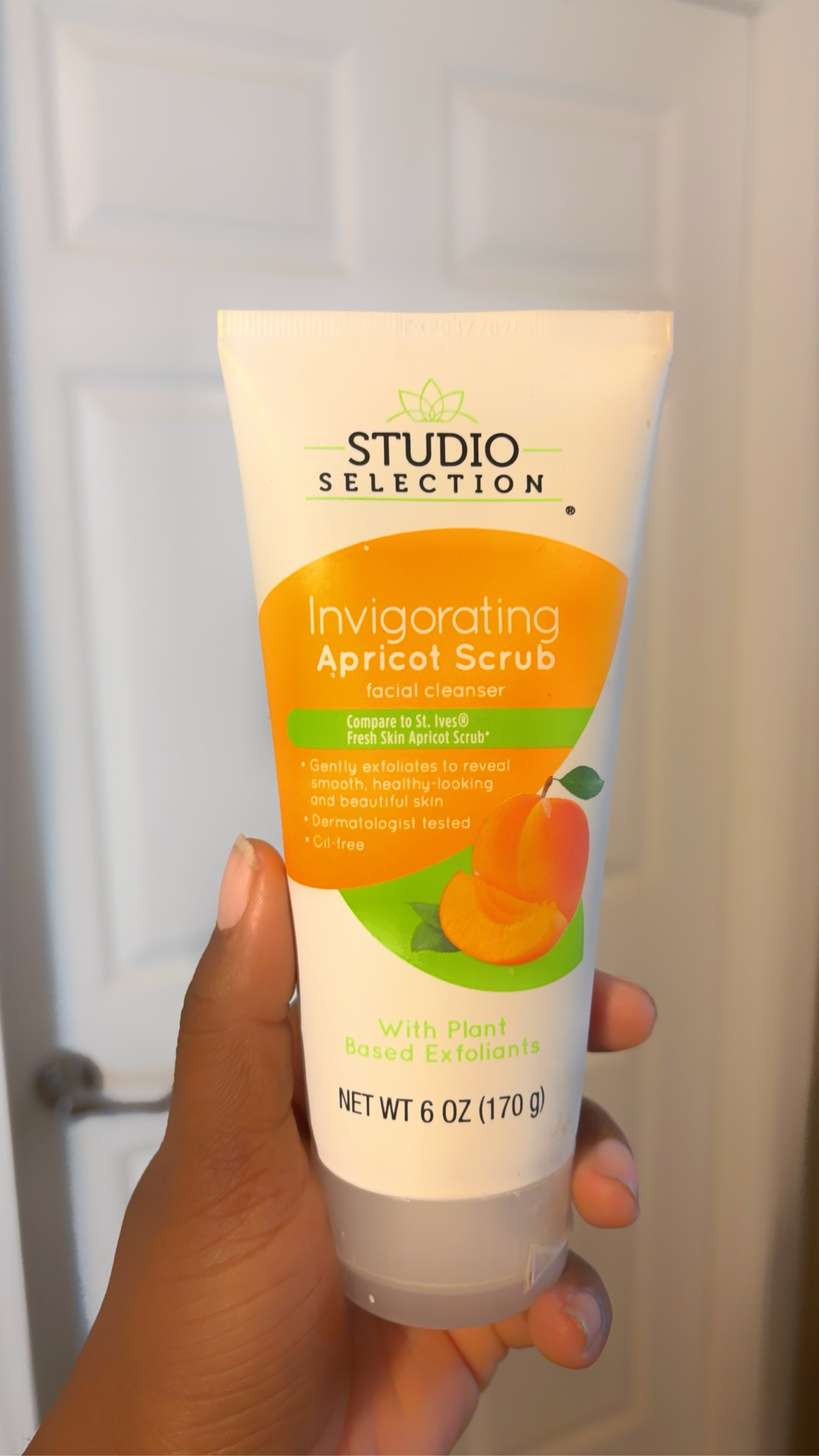 I love this Apricot Scrub. I couldn’t link the exact one but I did link something similar. 

#LTKFindsUnder50 #LTKBeauty #LTKOver40