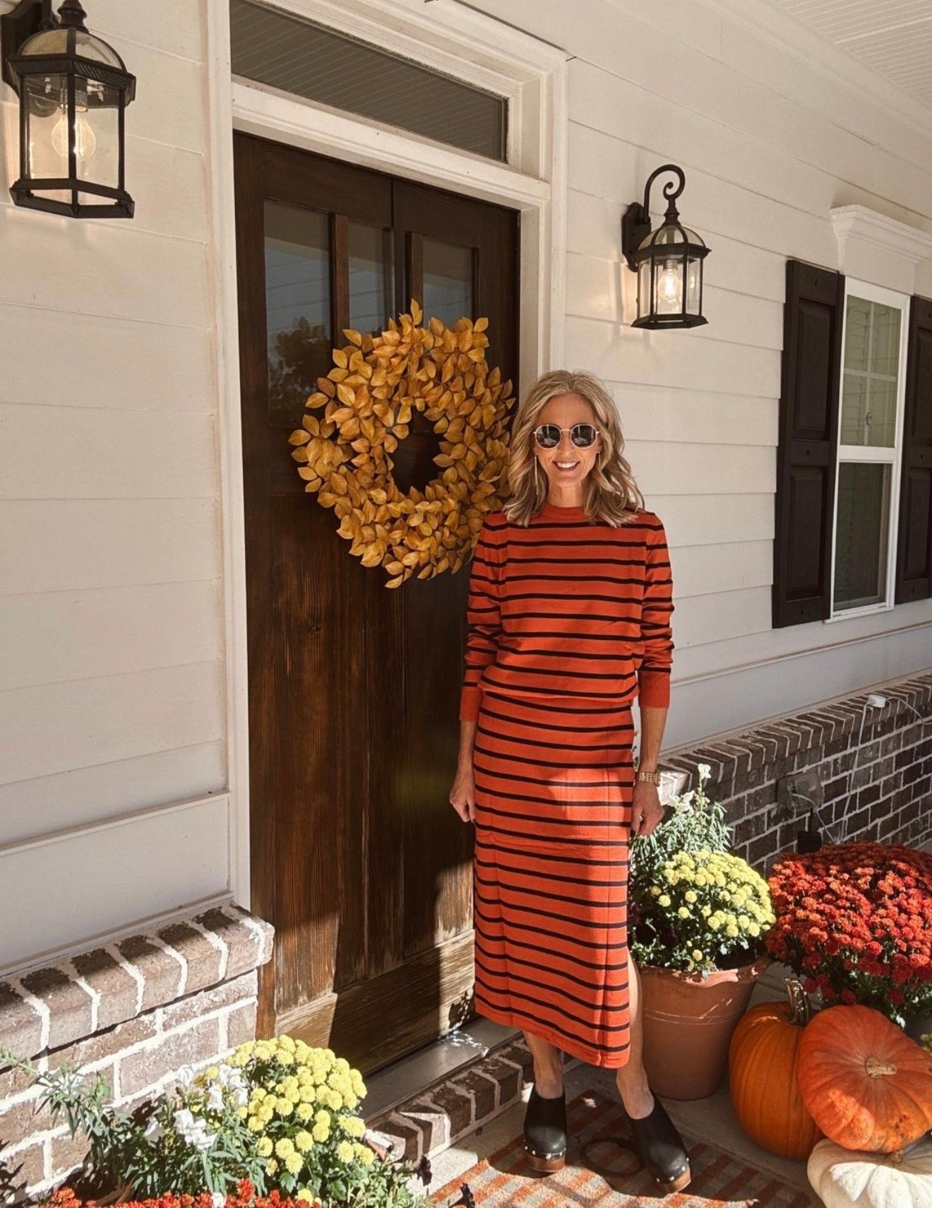 Pumpkin spice and everything nice 🧡🖤 This Amazon best seller for 2025 is the coziest knit midi dress set — soft, stretchy, and so easy to wear. Comes in 20+ colors (I have two!) and it’s one of those pieces that works for travel days, casual Fridays, or cozy weekends at home. Machine washable and made to last — comfort meets style in the cutest fall way. Wearing size small.

#amazonfashion #falloutfitinspo #amazonfinds #affordablefashion #over40style #fallstyleinspo #lightandlifestyled #amazondress #knitdress #amazonbestseller #casualfallstyle #budgetfriendlyfashion