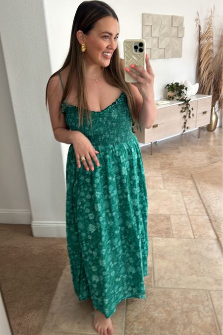 size medium in this free people maxi dress 

#LTKmidsize