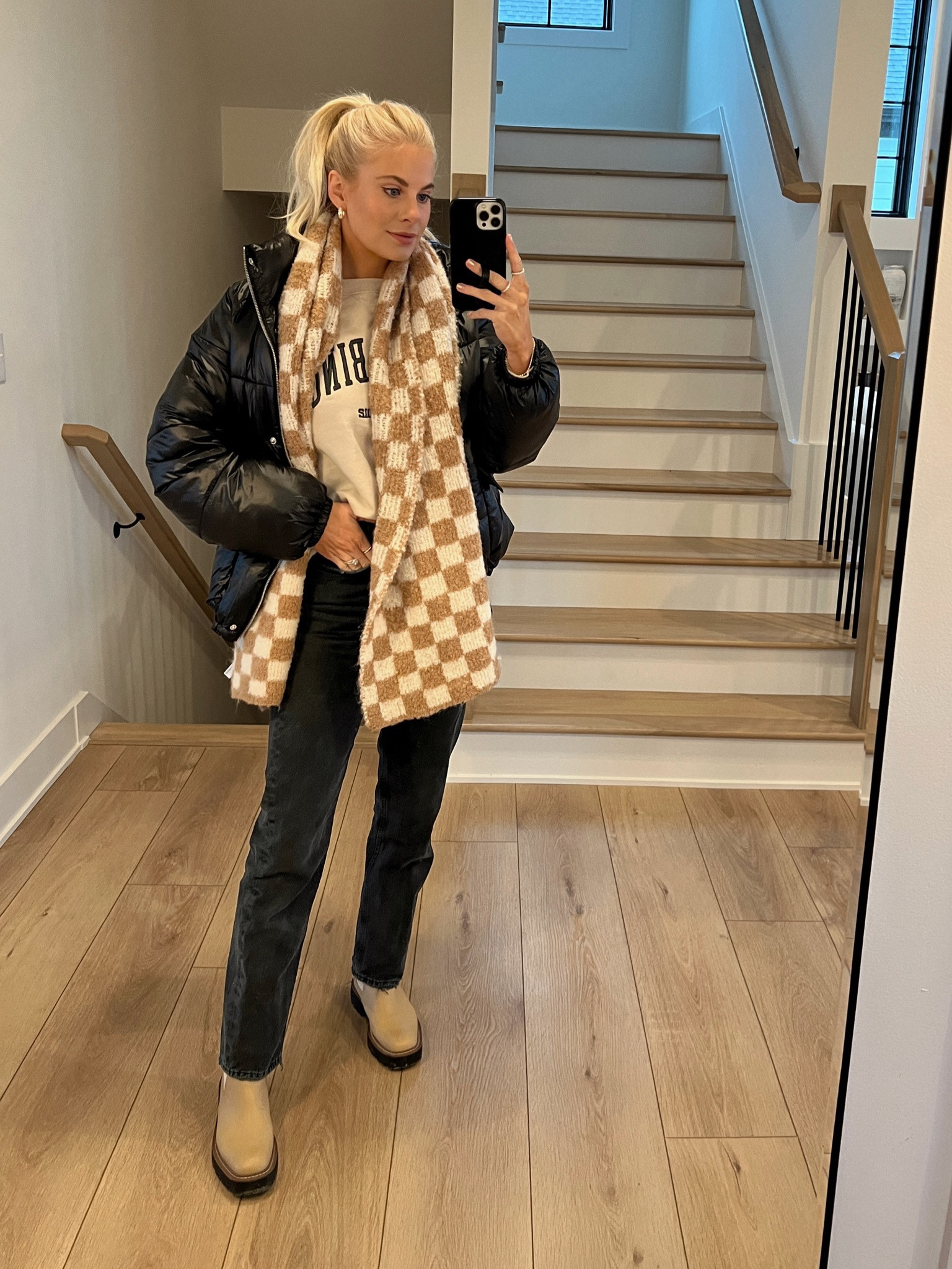 Getting tons of questions about this scarf that in old and no longer available.. linking similar here! #kathleenpost #ltkfall