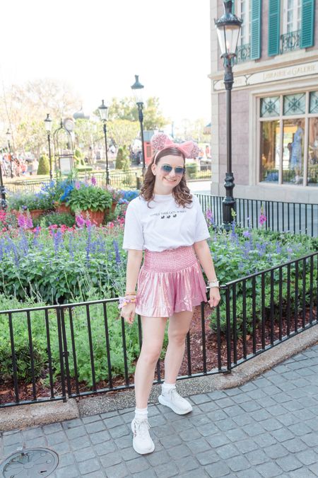 •Au revoir Disney👋🏻 Had the best week in the happiest place on earth. Lots of Disney content to come 💗 First up is this fun Aristocat look. Shirt is old from Uniqlo, but I linked some other fun Aristocat shirt options.🐱• 

#LTKtravel #LTKunder100