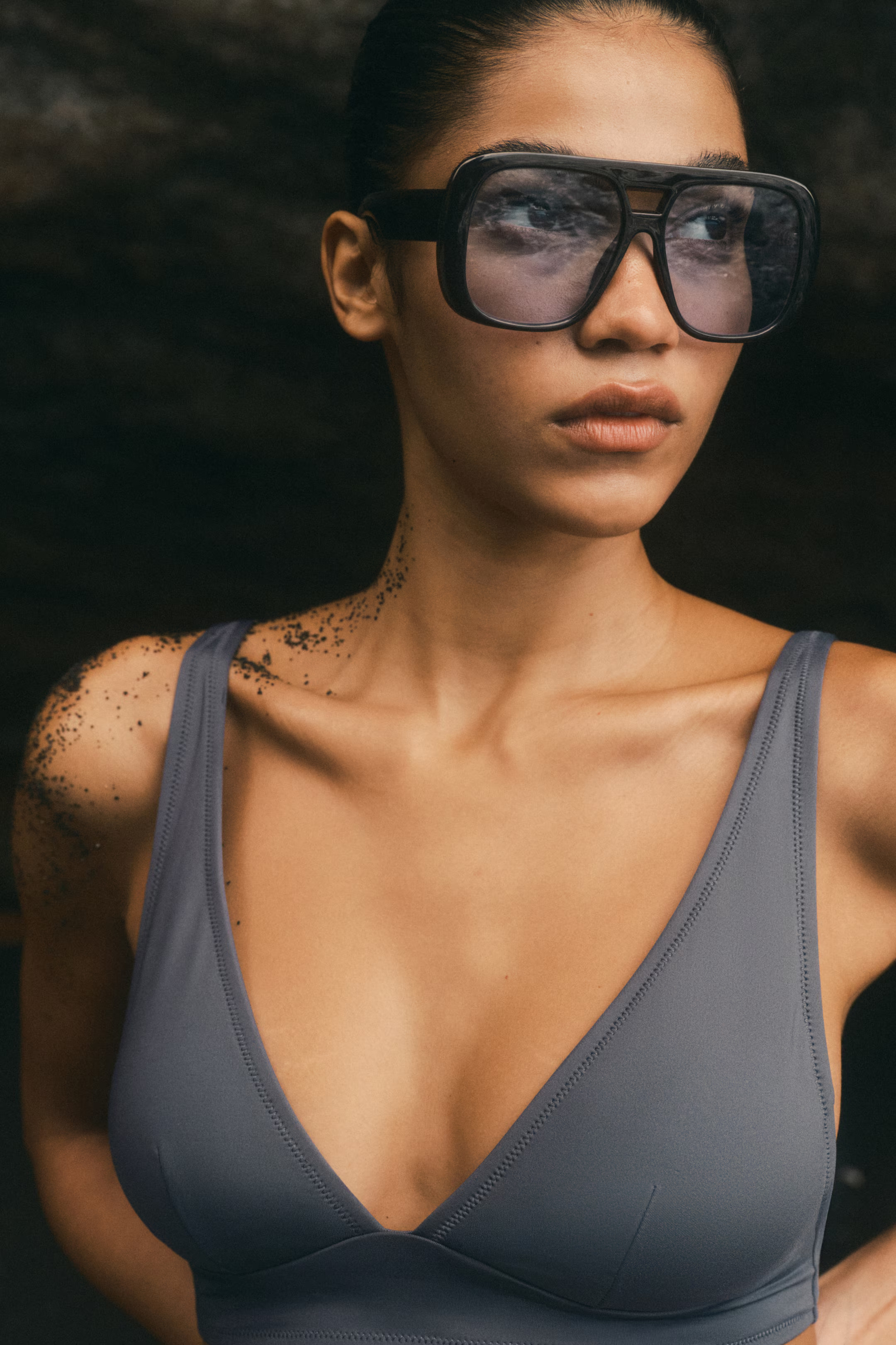 Aviator-style sunglasses | H&M (UK, MY, IN, SG, PH, TW, HK)