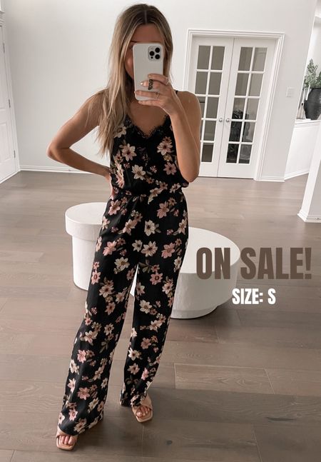 Floral jumpsuit on sale! Almost sold out, size S true to size

Linking a few others as that are cute for spring / summer 

(Jumpsuit, floral romper, floral jumpsuit, summer style, target sandals, nude sandals, ootd, easy outfit) 

#LTKunder50 #LTKsalealert #LTKfit
