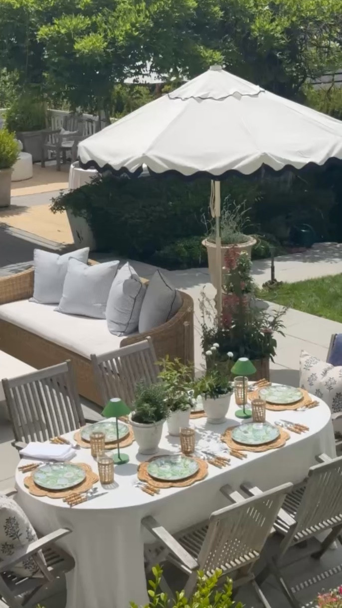 Outdoor patio inspo!

#LTKHome #LTKOver40 #LTKSeasonal