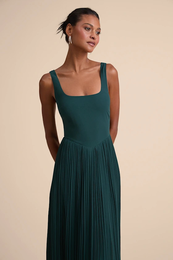 Naroah Emerald Green Square Neck Pleated Maxi Dress | Lulus