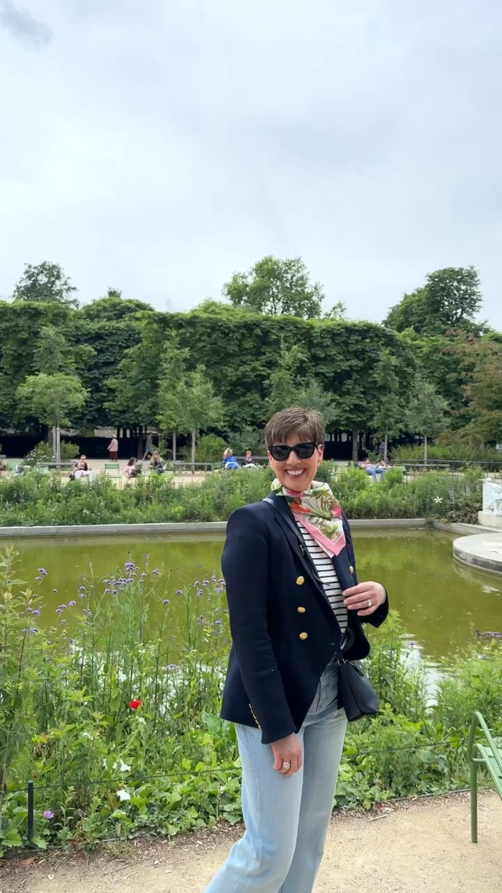 I had to share Ann’s chic Europe looks in Paris and London! 