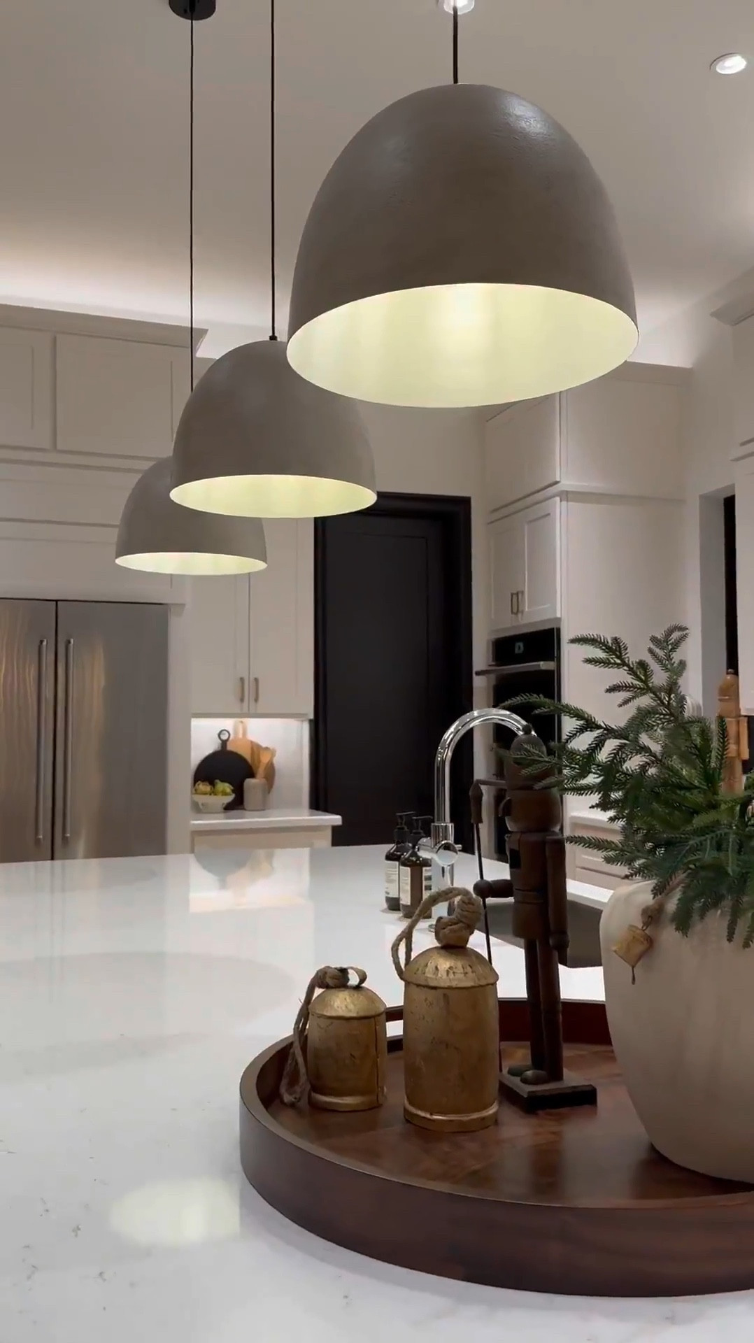 Hi Friend! 🫶🏽

I  discovered the perfect kitchen pendants! 💡 Adjustable and stunning, they bring instant contrast to the space. And my dining table? Available in two sizes and colors—customization heaven! 🎉

Ready to shop my top picks? Keep scrolling! 😊

#LTKHome #LTKStyleTip #LTKHoliday