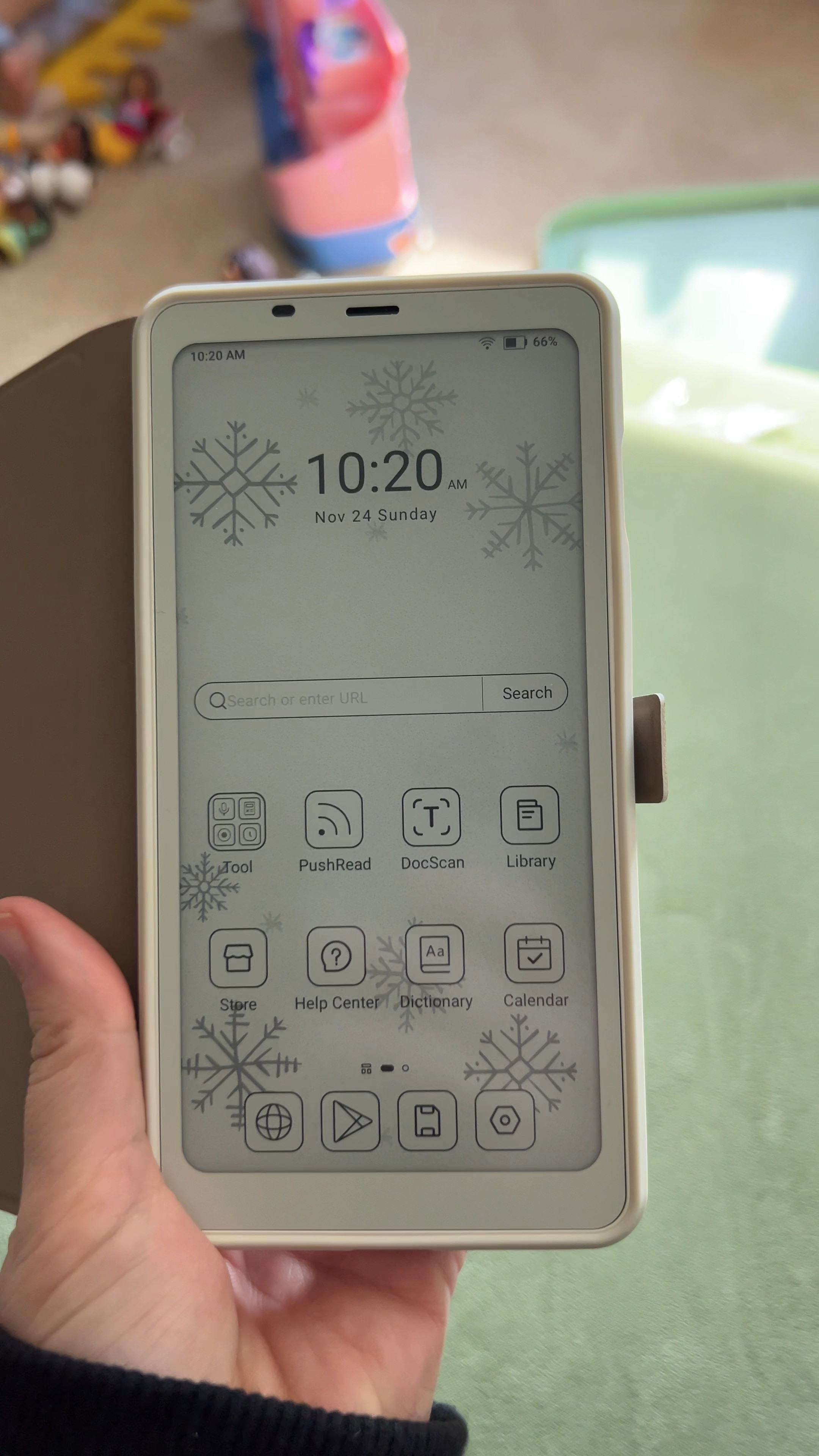 The cutest pocket e-reader 📚❤️

#LTKTravel #LTKHoliday #LTKGiftGuide