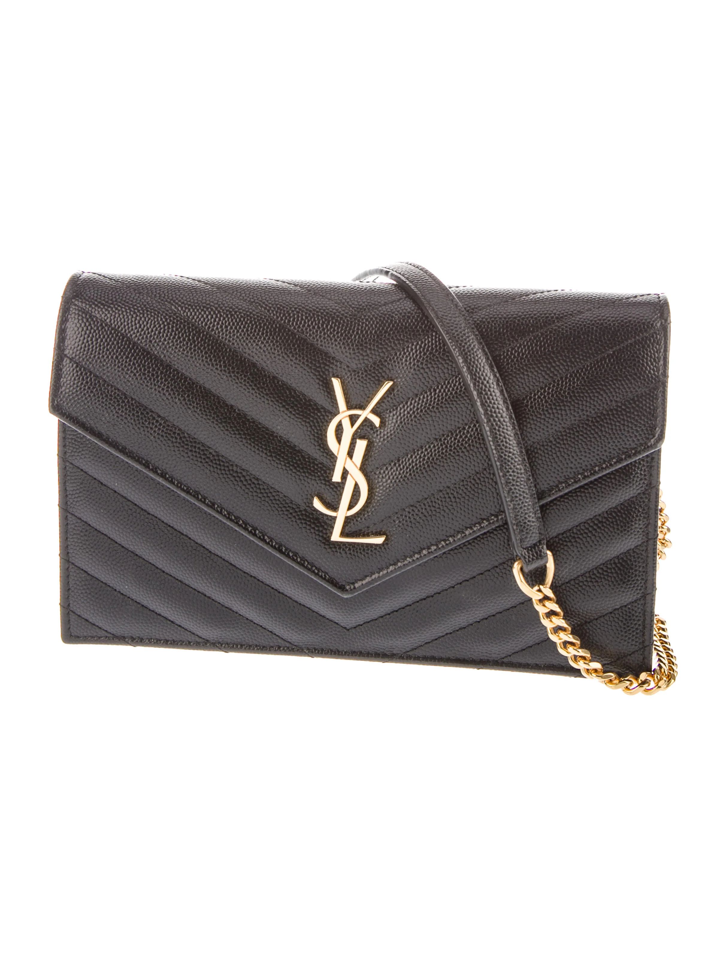 Monogram Matelasse Envelope Wallet On Chain | The RealReal